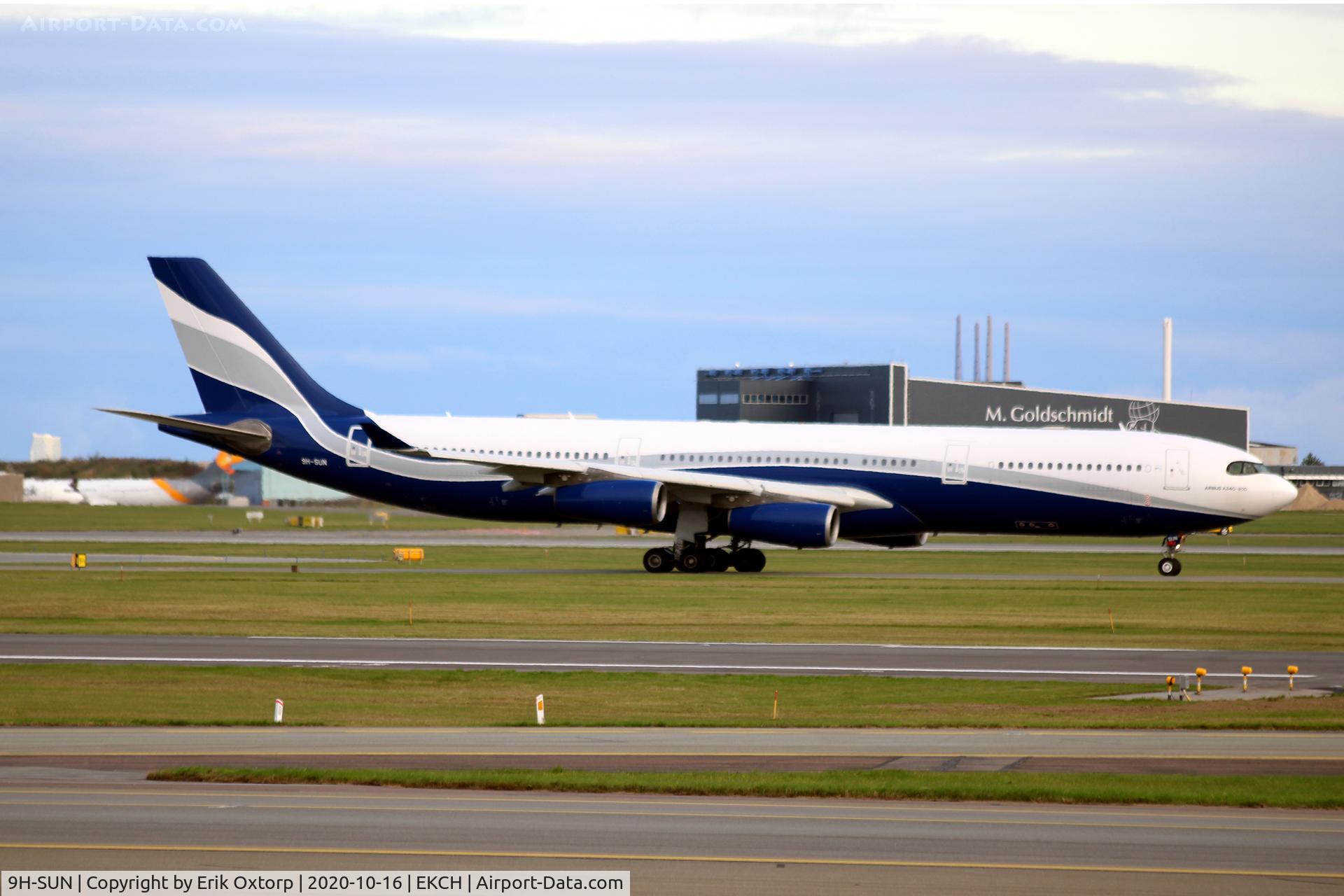 9H-SUN, 2000 Airbus A340-313X C/N 367, 9H-SUN about to take off rw 04R