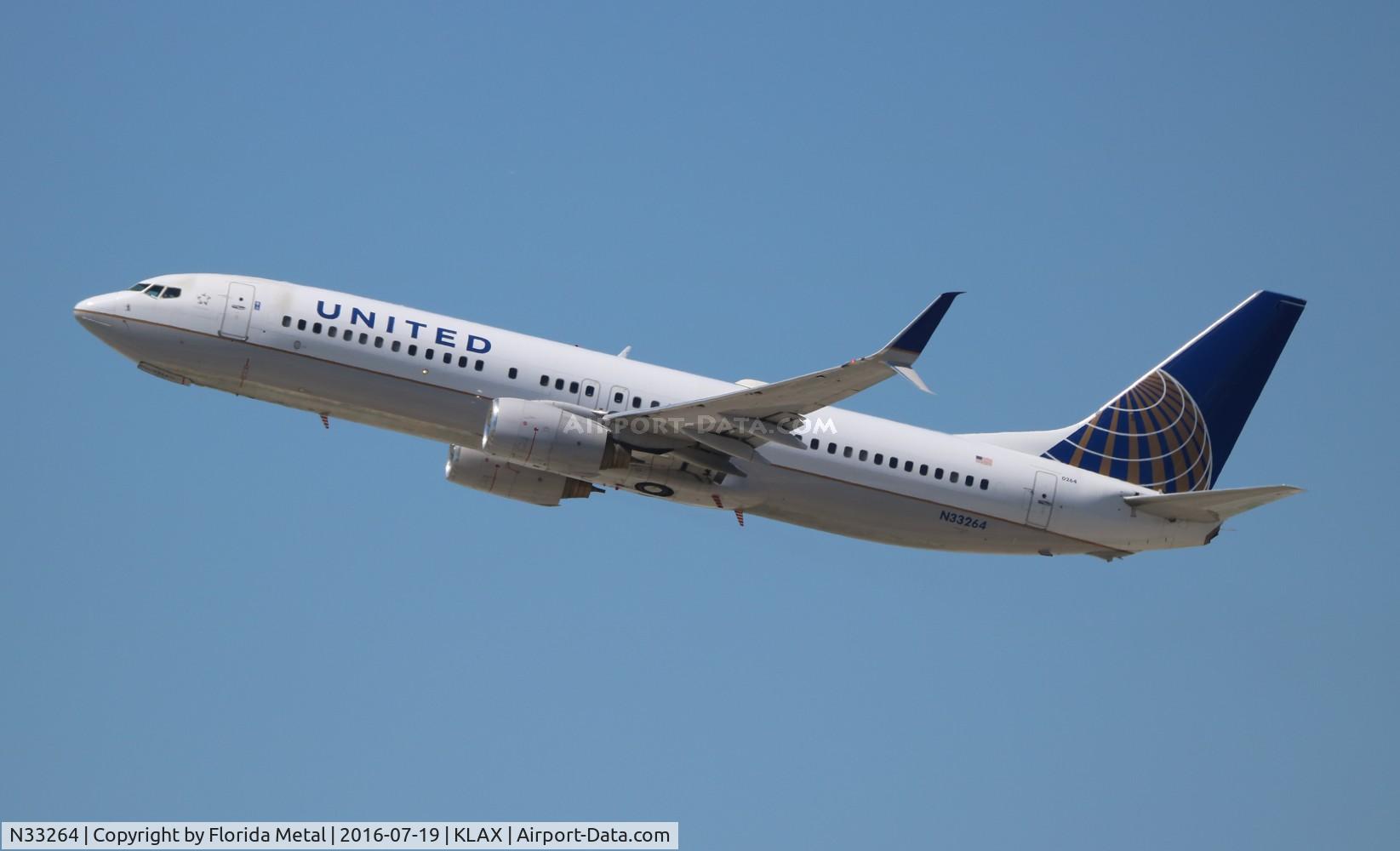 N33264, 2001 Boeing 737-824 C/N 31584, United 737-824