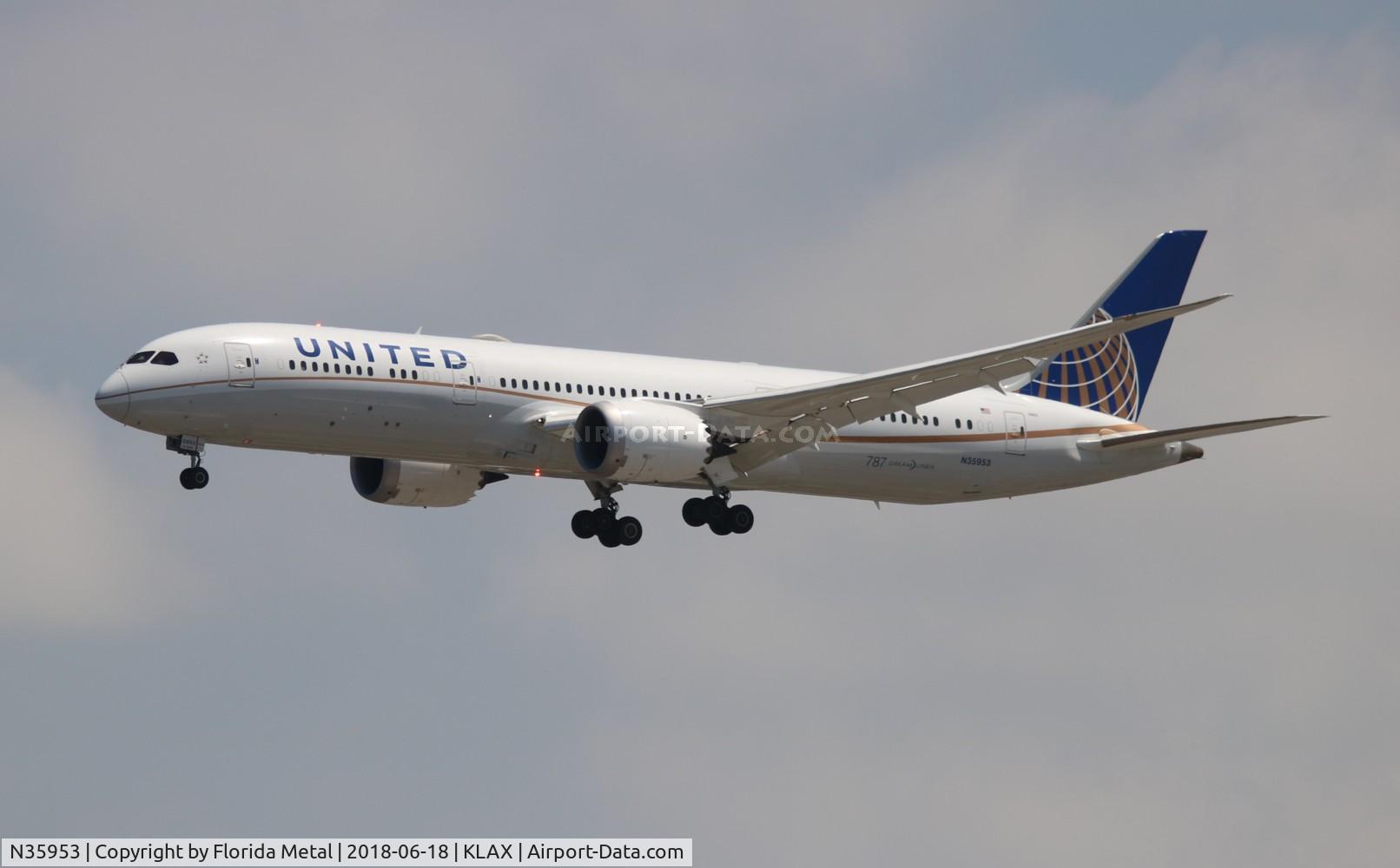 N35953, 2015 Boeing 787-9 Dreamliner C/N 36404, United 787-9