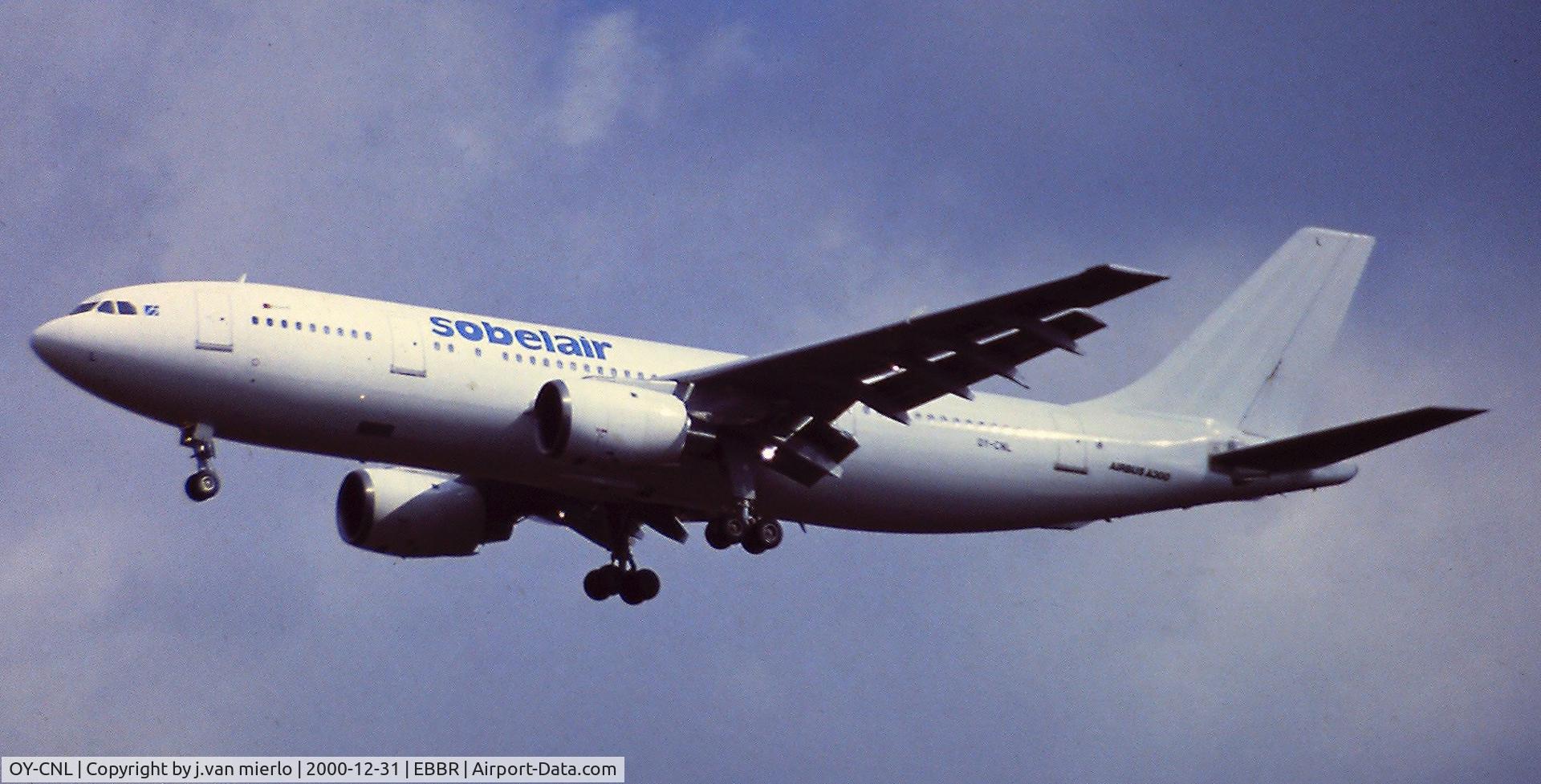 OY-CNL, 1980 Airbus A300B4-120 C/N 128, Approaching rwy 25L at Brussels; scan from slide
