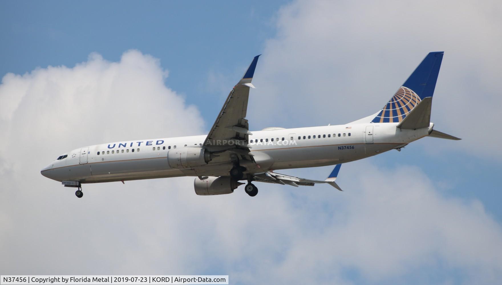 N37456, 2012 Boeing 737-924/ER C/N 37205, United 737-924