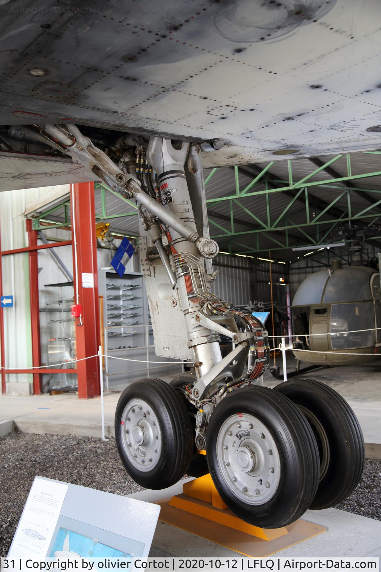 31, Dassault Mirage IVP C/N 31, main landing gear