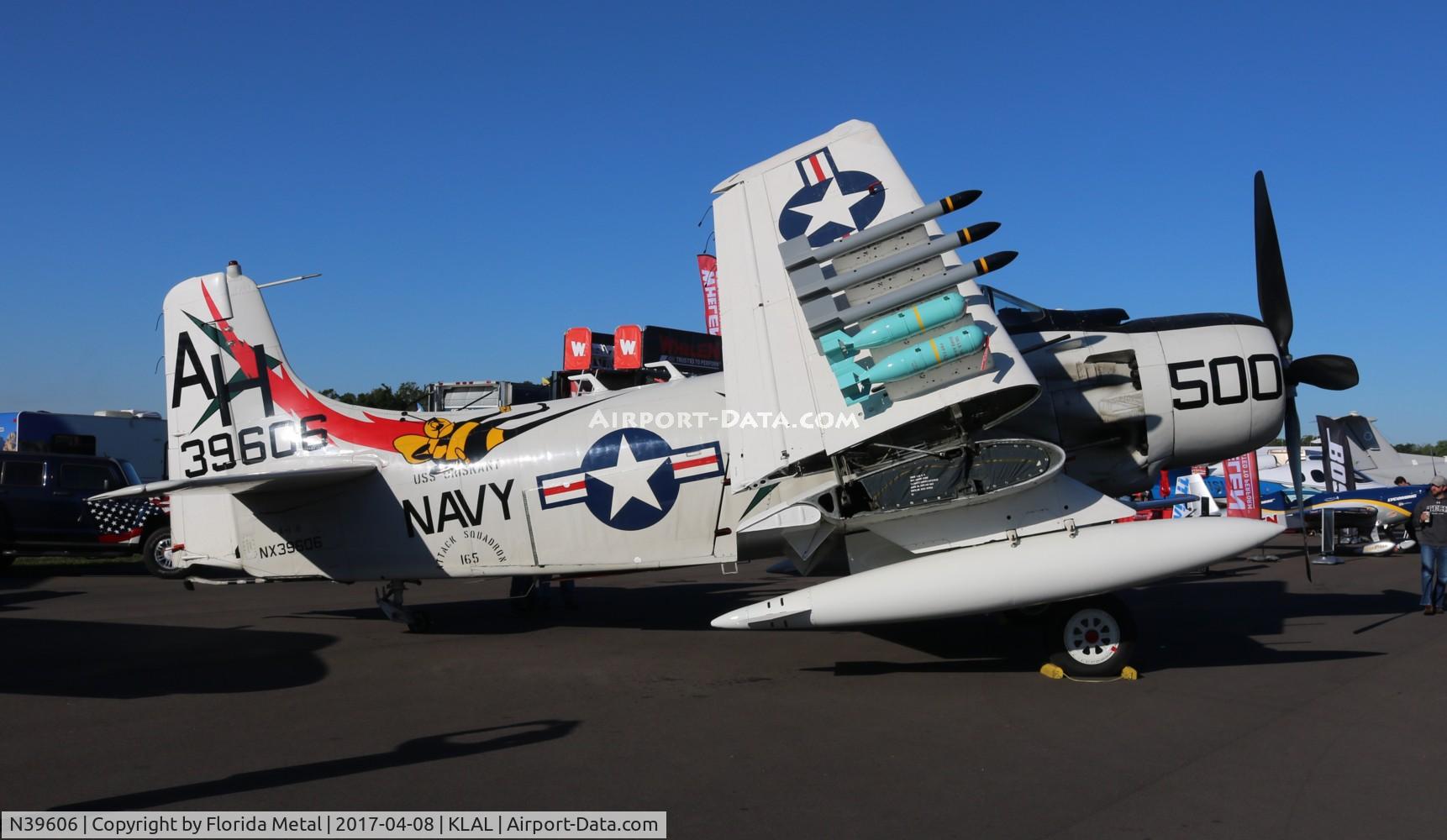 N39606, 1955 Douglas AD-6 Skyraider C/N 10838, AD-6 Skyraider