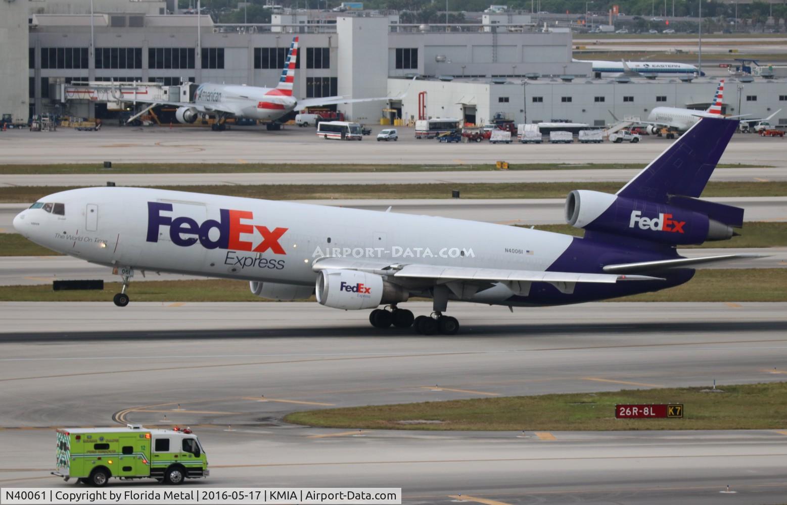 N40061, 1979 McDonnell Douglas MD-10-10F C/N 46973, Fed Ex