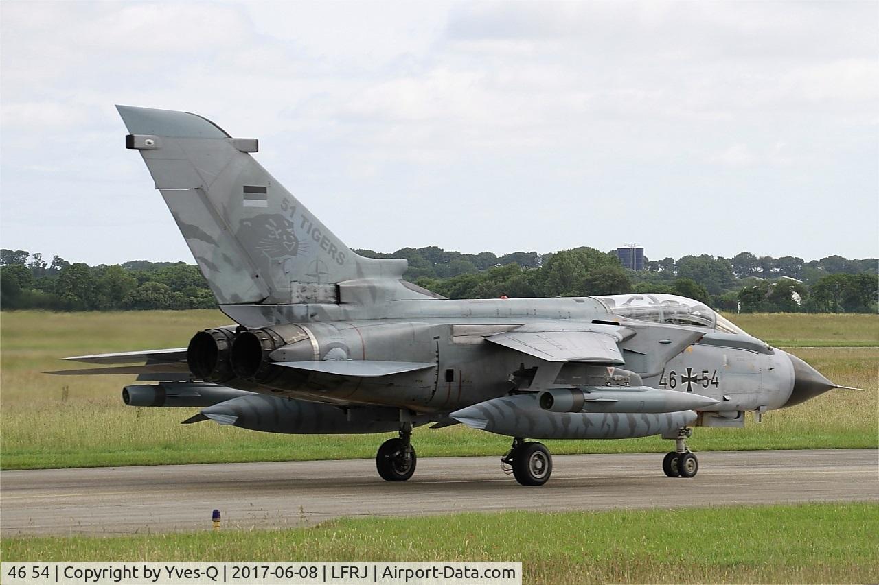 46 54, Panavia Tornado ECR C/N 898/GS287/4354, Panavia Tornado ECR, Taxiing to flight line, Landivisiau Naval Air Base (LFRJ) Tiger Meet 2017
