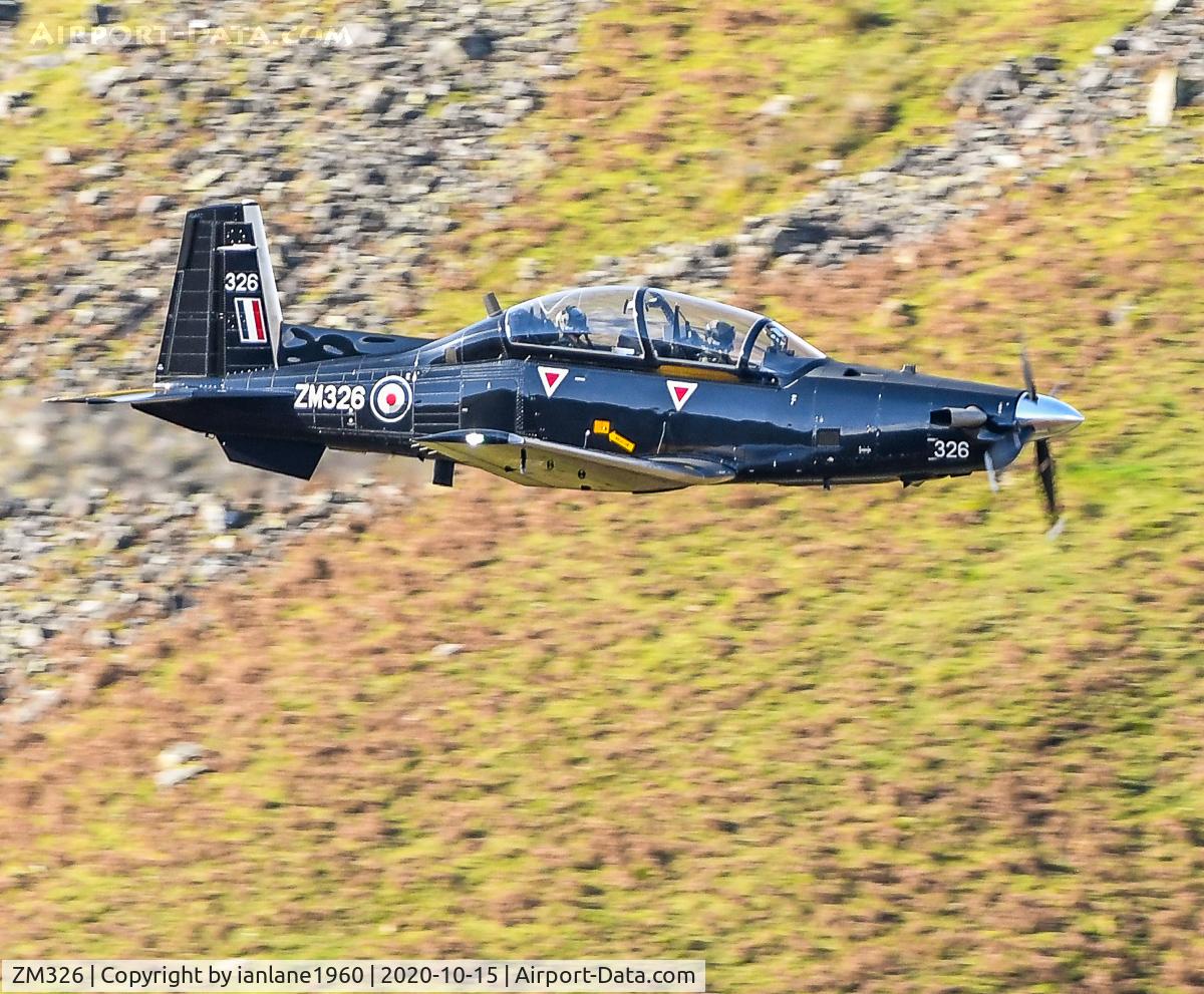 ZM326, 2018 Beechcraft T-6C Texan T.1 C/N PM-116, Low levelin LFA17