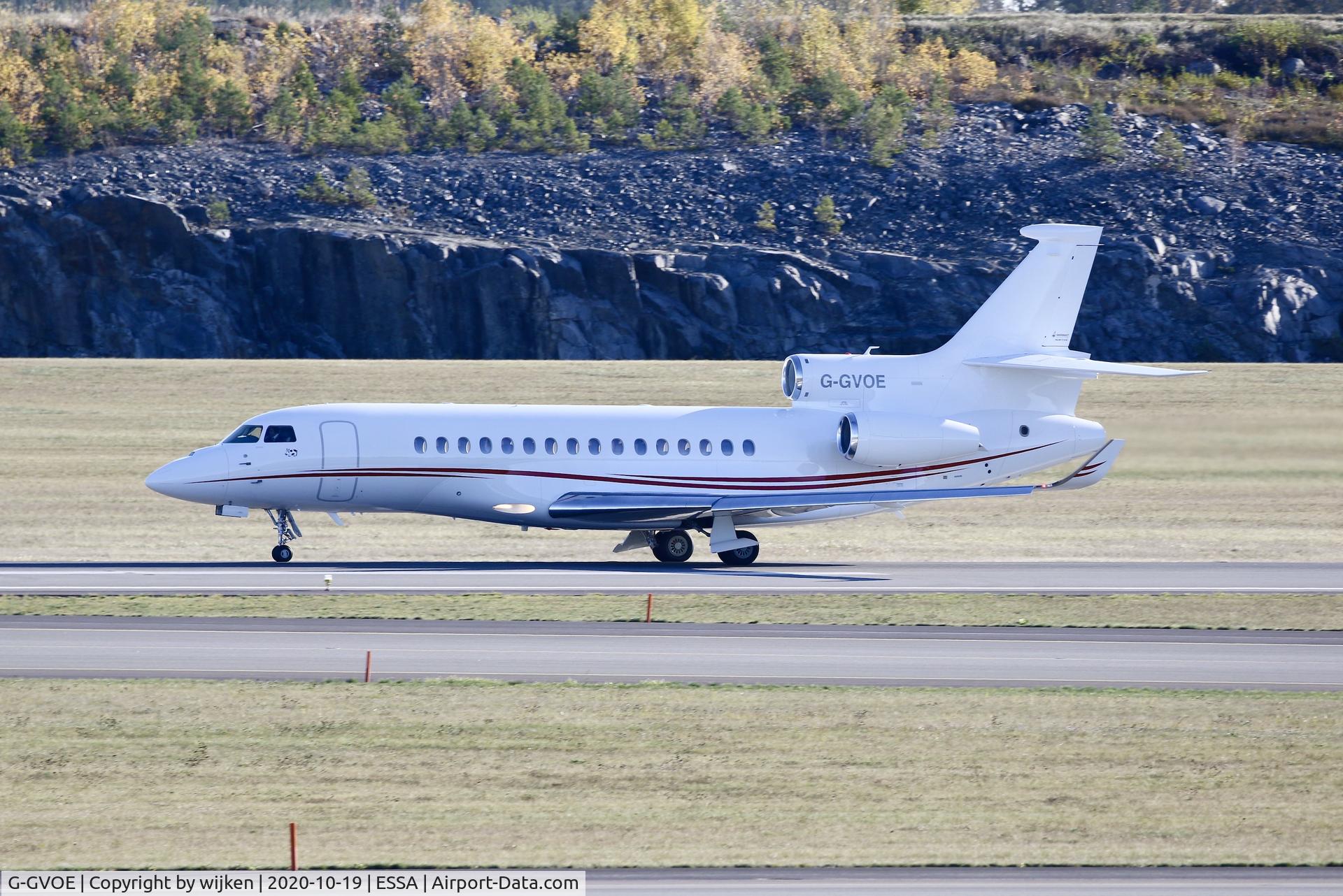 G-GVOE, 2016 Dassault Falcon 8X C/N 407, RWY 01R