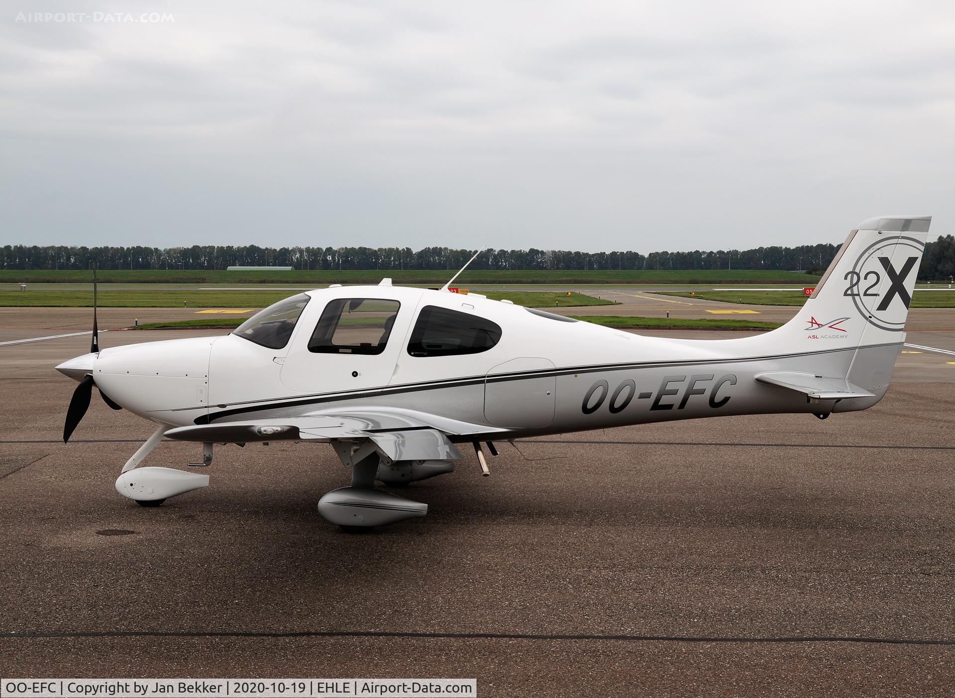 OO-EFC, Cirrus SR22X C/N 3486, Lelystad Airport