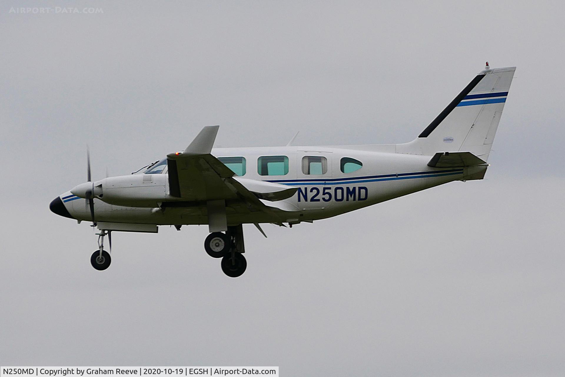 N250MD, 1971 Piper PA-31 Navajo C/N 31-742, On approach to Norwich.