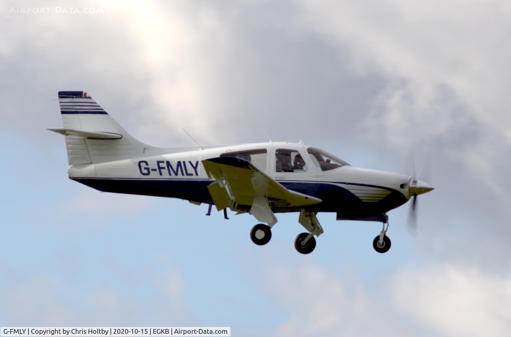 G-FMLY, 1998 Rockwell Commander 114B C/N 14655, Landing at Biggin Hill