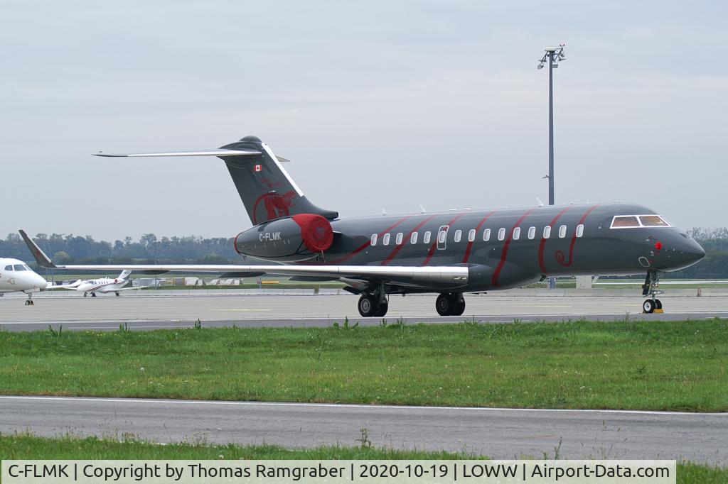 C-FLMK, 2006 Bombardier BD-700-1A10 Global Express XRS C/N 9220, Skyservice Business Aviation Bombardier Global Express XRS