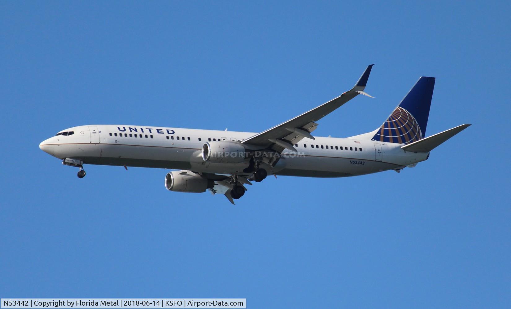 N53442, 2009 Boeing 737-924/ER C/N 33536, United 737-924
