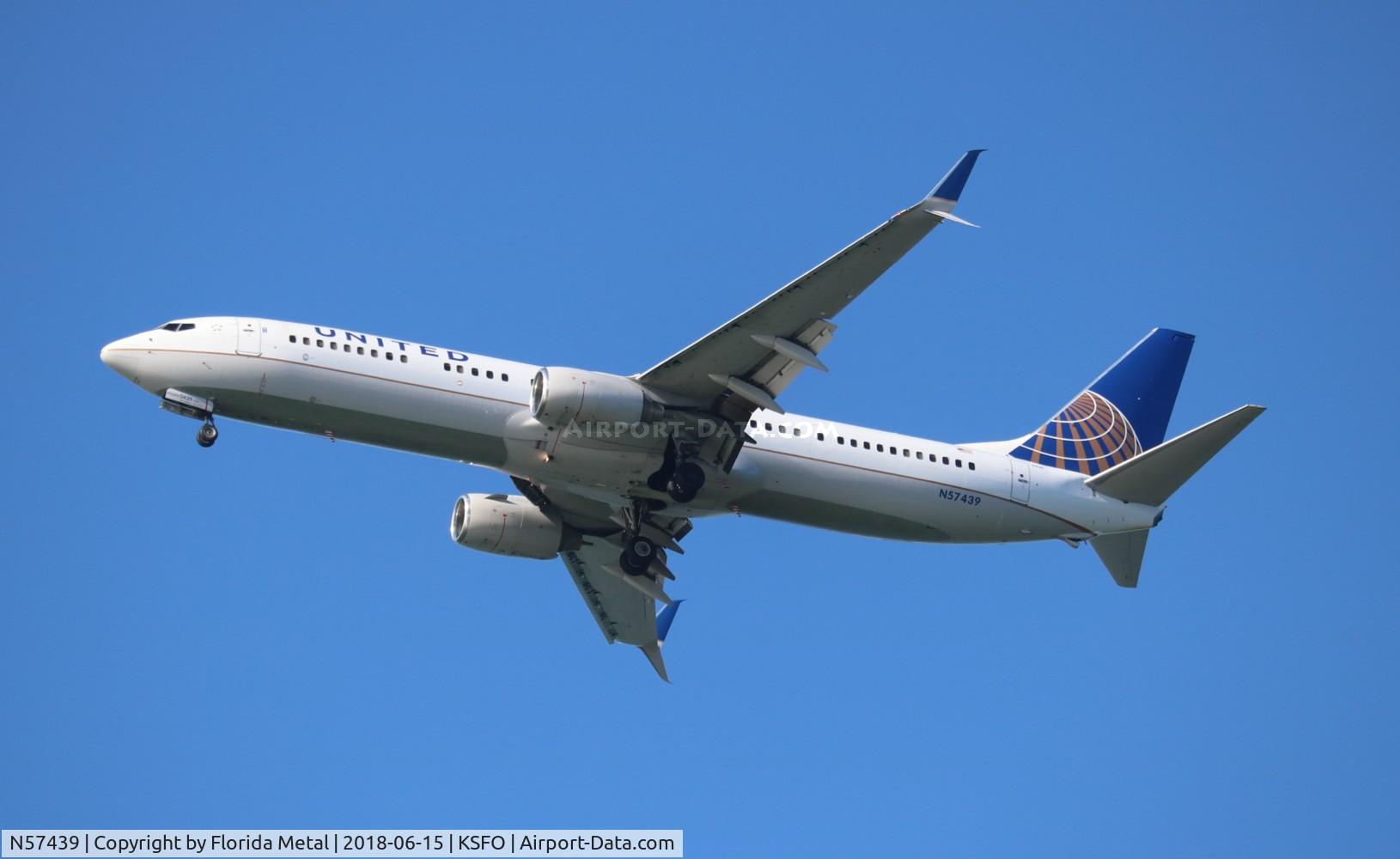 N57439, 2009 Boeing 737-924/ER C/N 33534, United 737-924