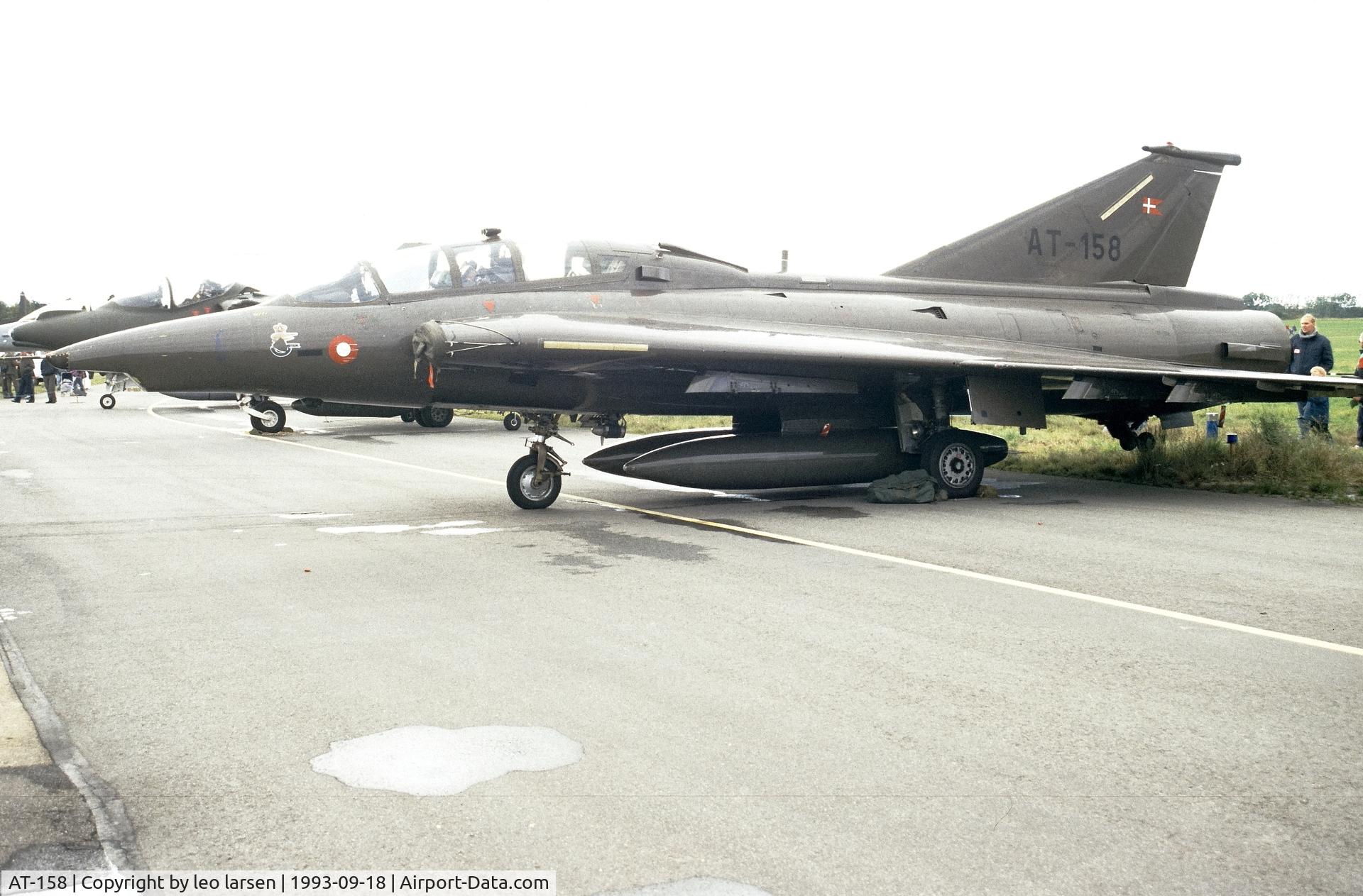 AT-158, 1976 Saab TF-35 Draken C/N 35-1158, FSN Værløse Denmark 18.9.1993