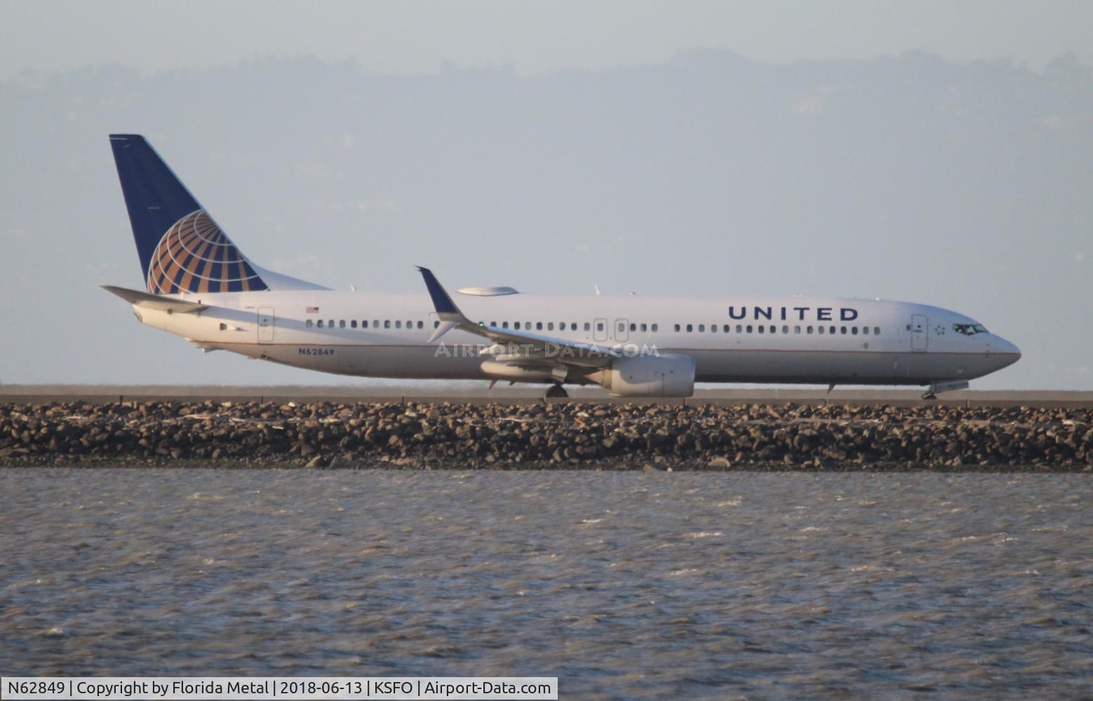 N62849, 2015 Boeing 737-924/ER C/N 42204, United 737-924