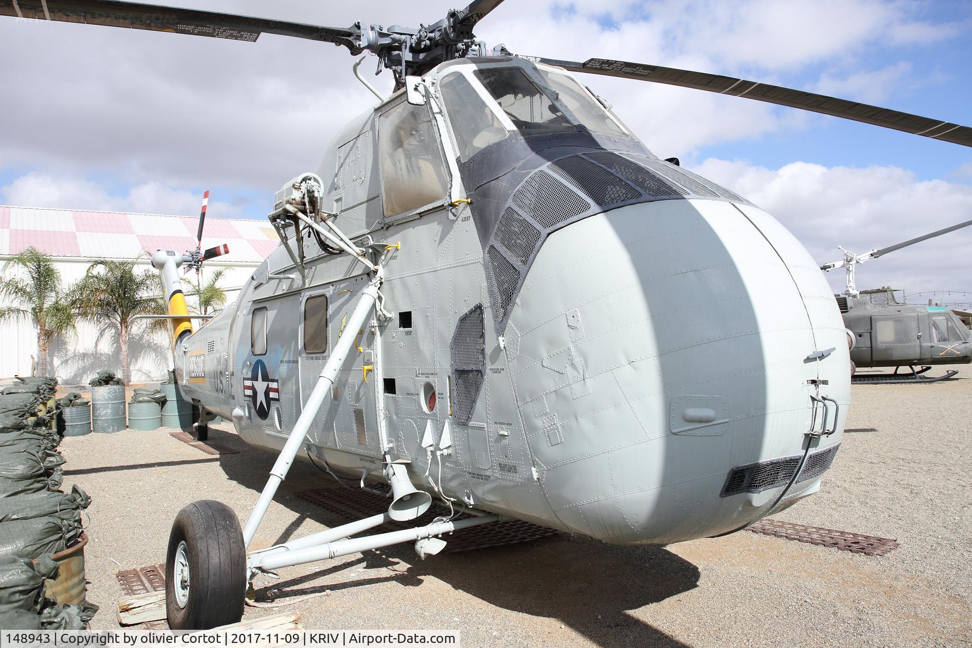 148943, 1958 Sikorsky SH-34J Seabat C/N 58-1327, front view