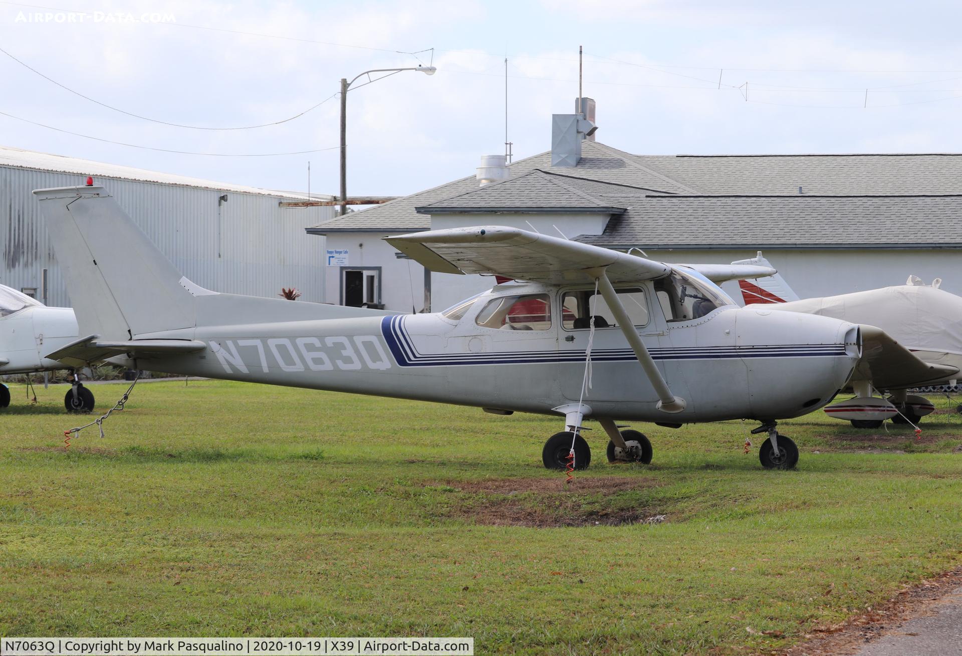 N7063Q, 1972 Cessna 172L C/N 17260363, Cessna 172L