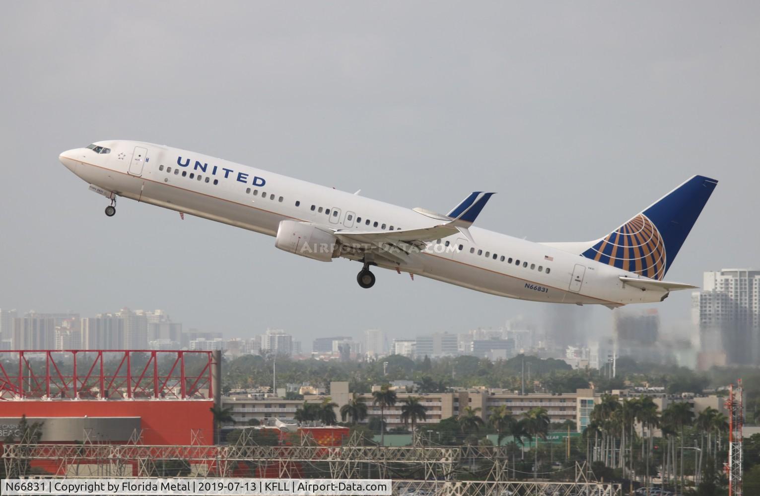 N66831, 2014 Boeing 737-924/ER C/N 44562, United 737-924