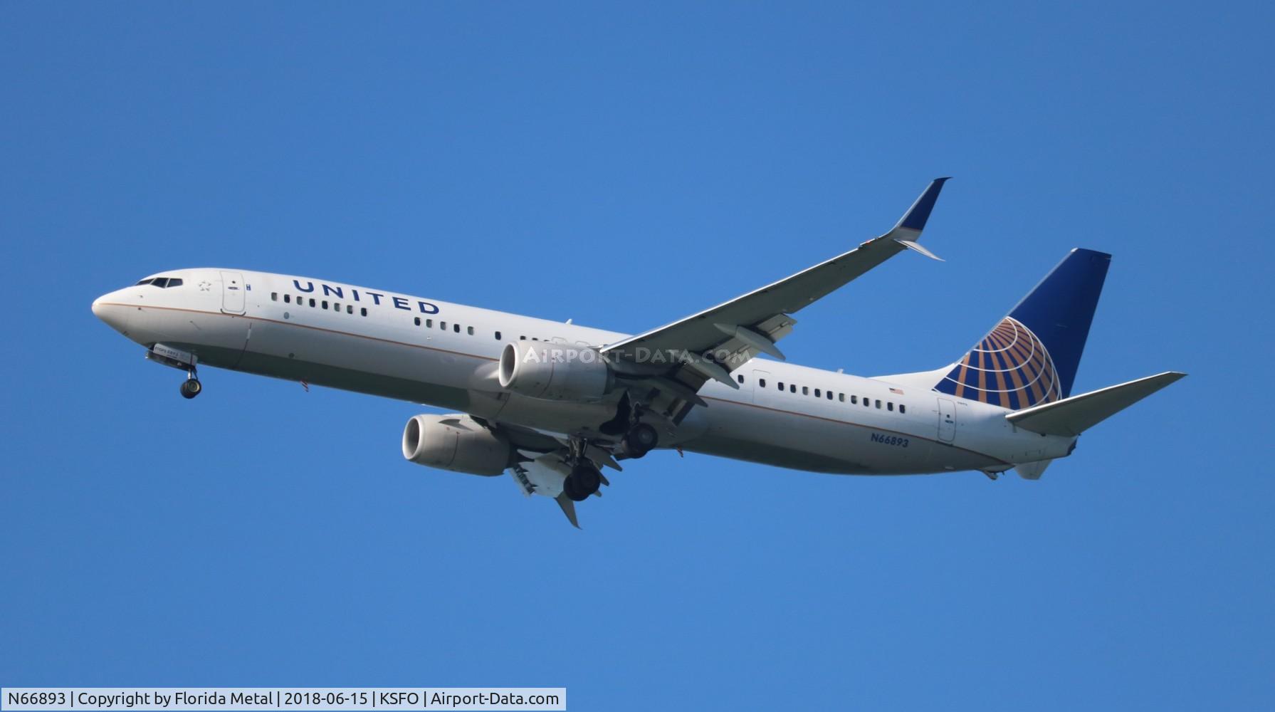 N66893, 2016 Boeing 737-924/ER C/N 42197, United 737-924