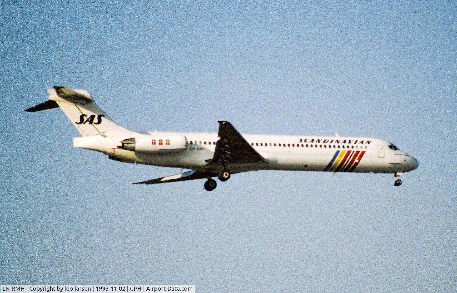 LN-RMH, 1991 McDonnell Douglas MD-87 (DC-9-87) C/N 49612, Copenhagen 2.11.1993