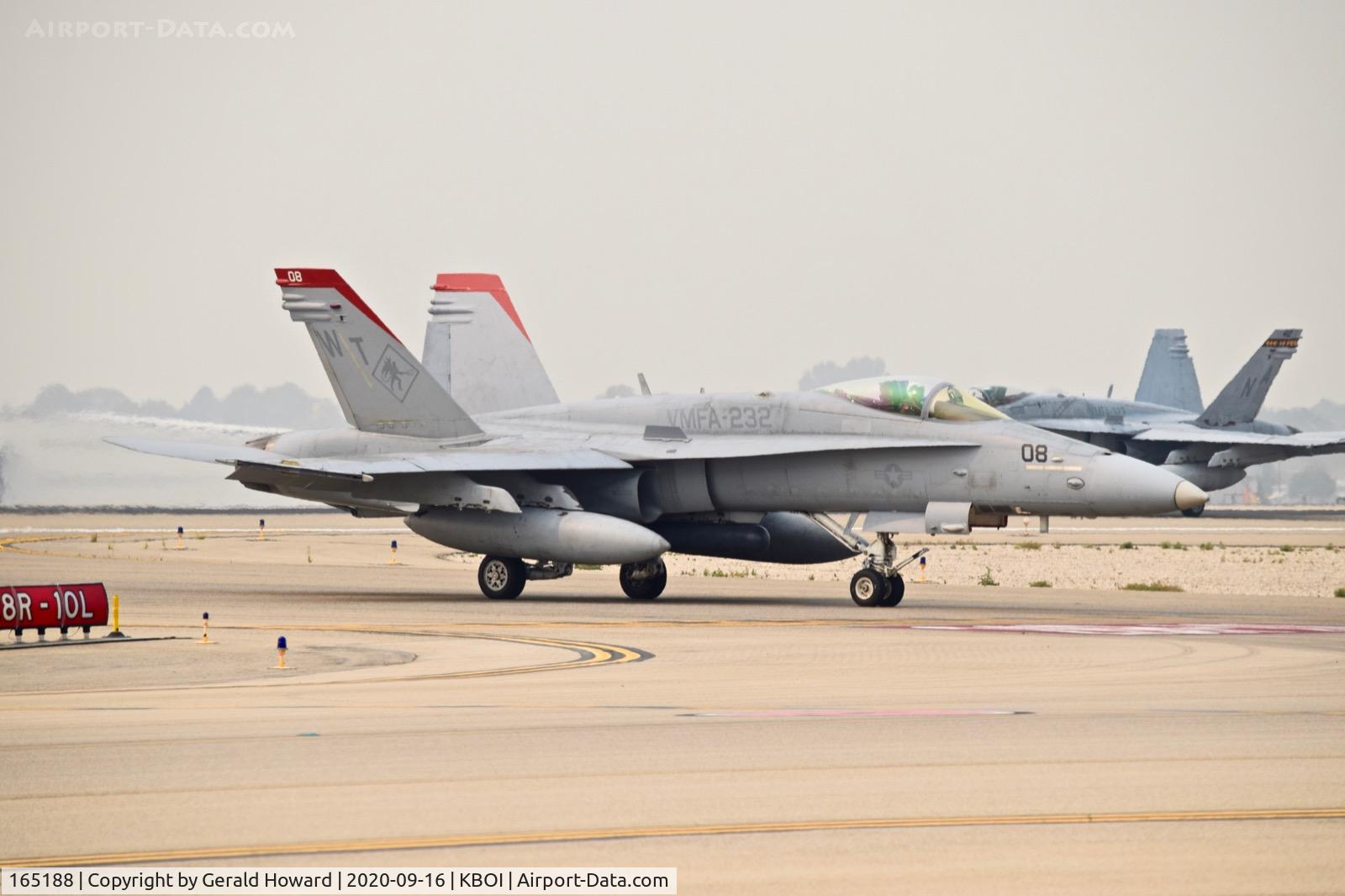 165188, McDonnell Douglas F/A-18C Hornet C/N 1323/C413, WT-08 VMFA-232 