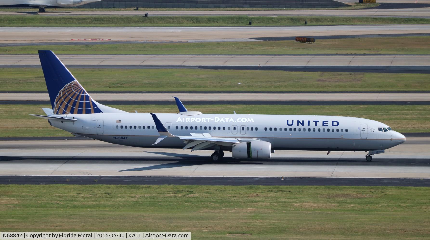 N68842, 2015 Boeing 737-924/ER C/N 42183, United 737-924
