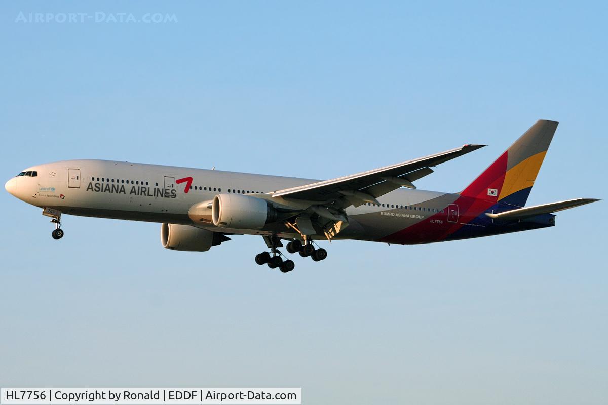 HL7756, Boeing 777-28E/ER C/N 30860/659, at fra