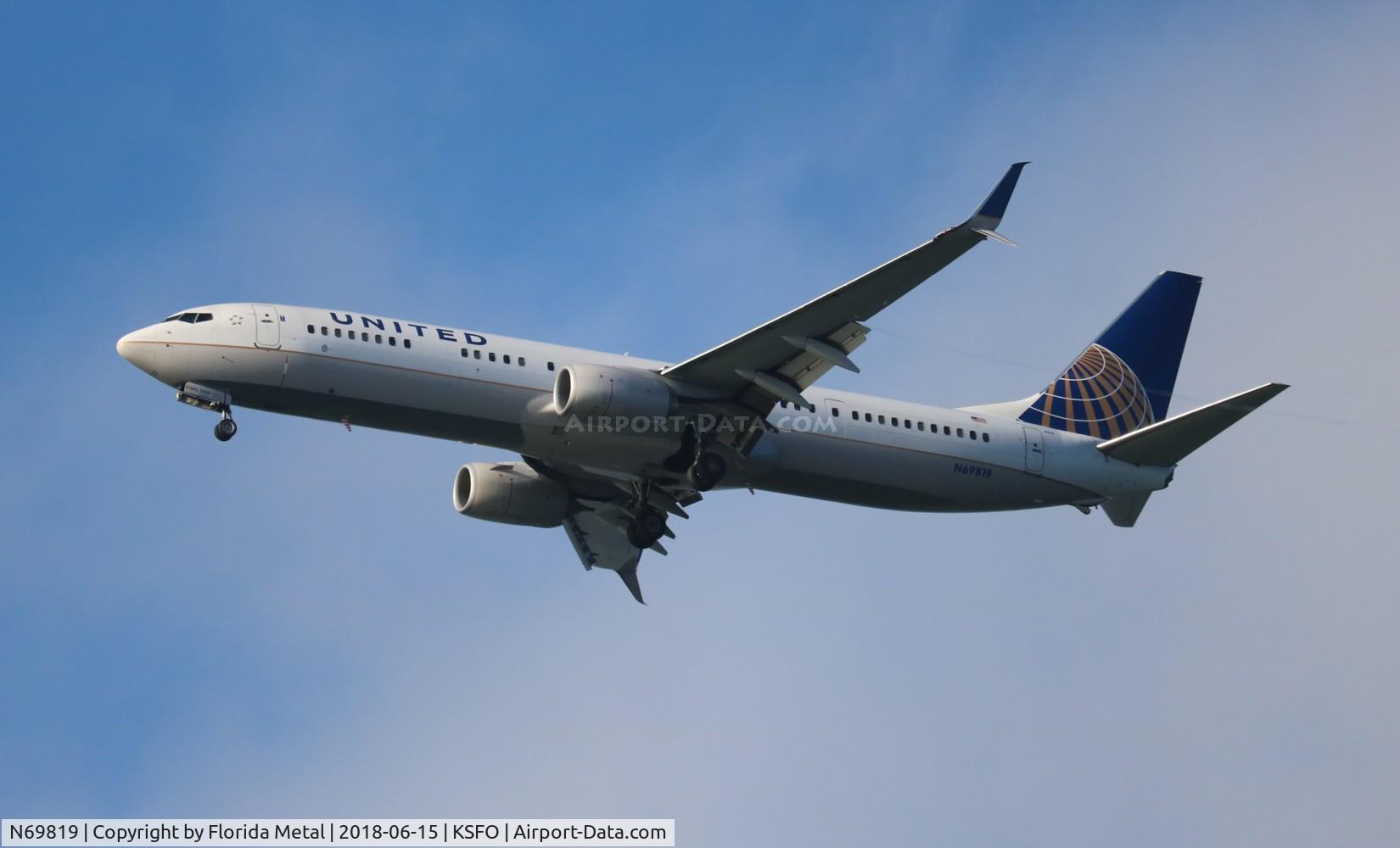 N69819, 2014 Boeing 737-924/ER C/N 43533, United 737-924