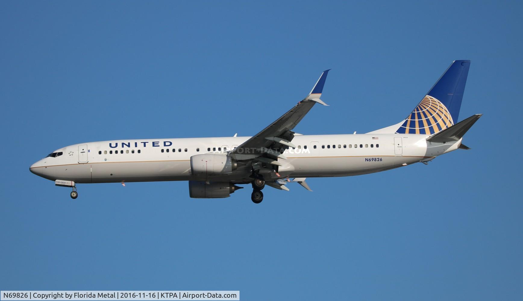 N69826, 2014 Boeing 737-924/ER C/N 42180, United 737-924