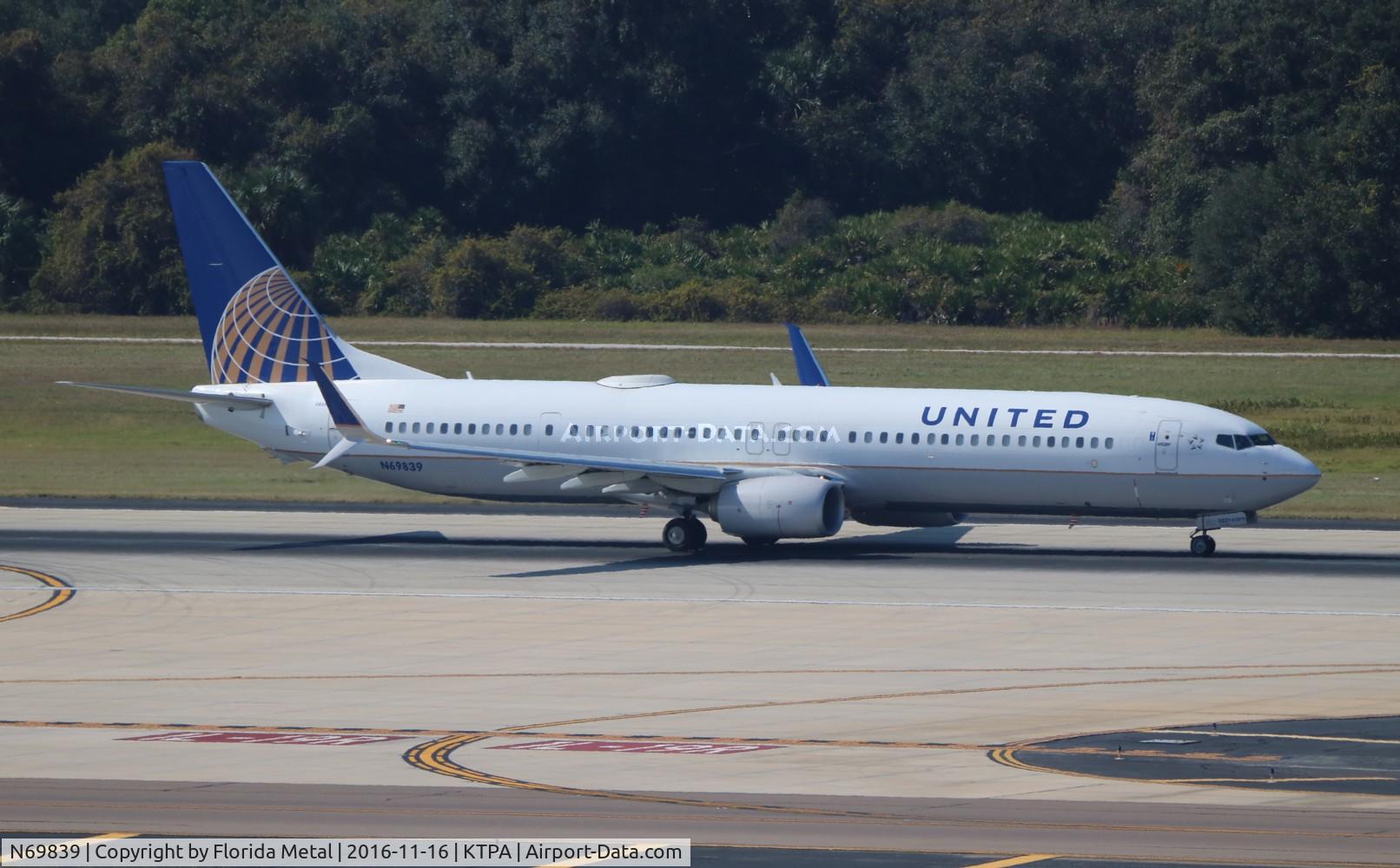 N69839, 2014 Boeing 737-924/ER C/N 60316, United 737-924