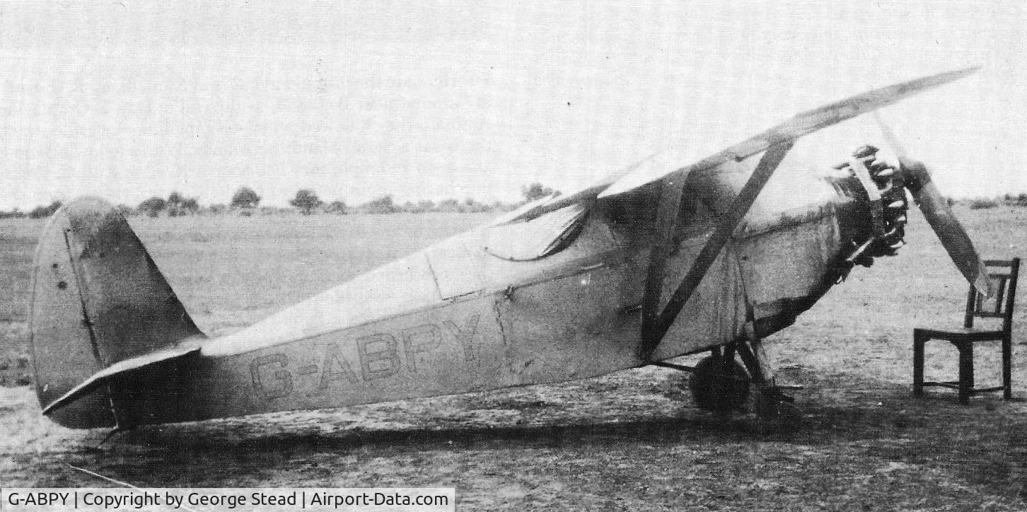 G-ABPY, Comper CLA-7 Swift C/N S31/6, Richard Shuttleworth's Comper Swift at Uttarlai on the flight to India with George Stead. G-ABPY had a puncture and Stead flew the wheel 130 miles to Jodhpur, had it repaired and flew back. The India Flight is described Stead's book at www.cdarts.co.uk.