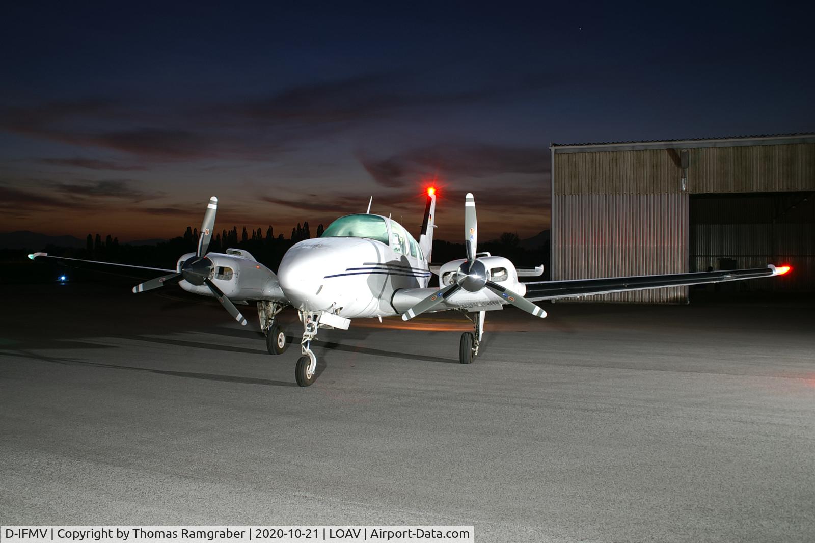 D-IFMV, Beechcraft 58 Baron C/N TH-745, private Beechcraft 58 Baron