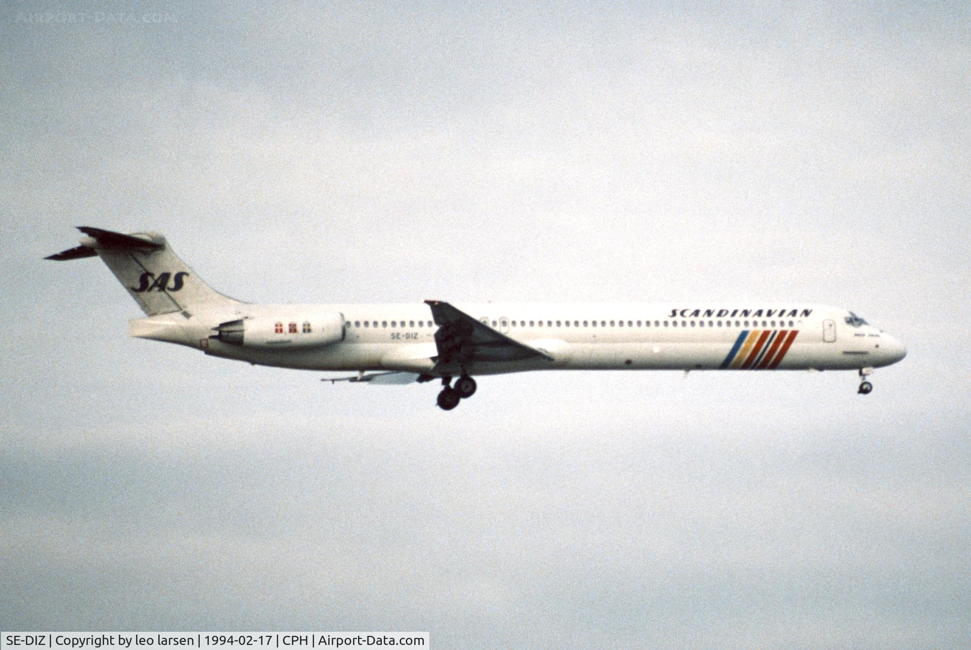 SE-DIZ, 1991 McDonnell Douglas MD-82 C/N 53294, Copenhagen 17.2.1994