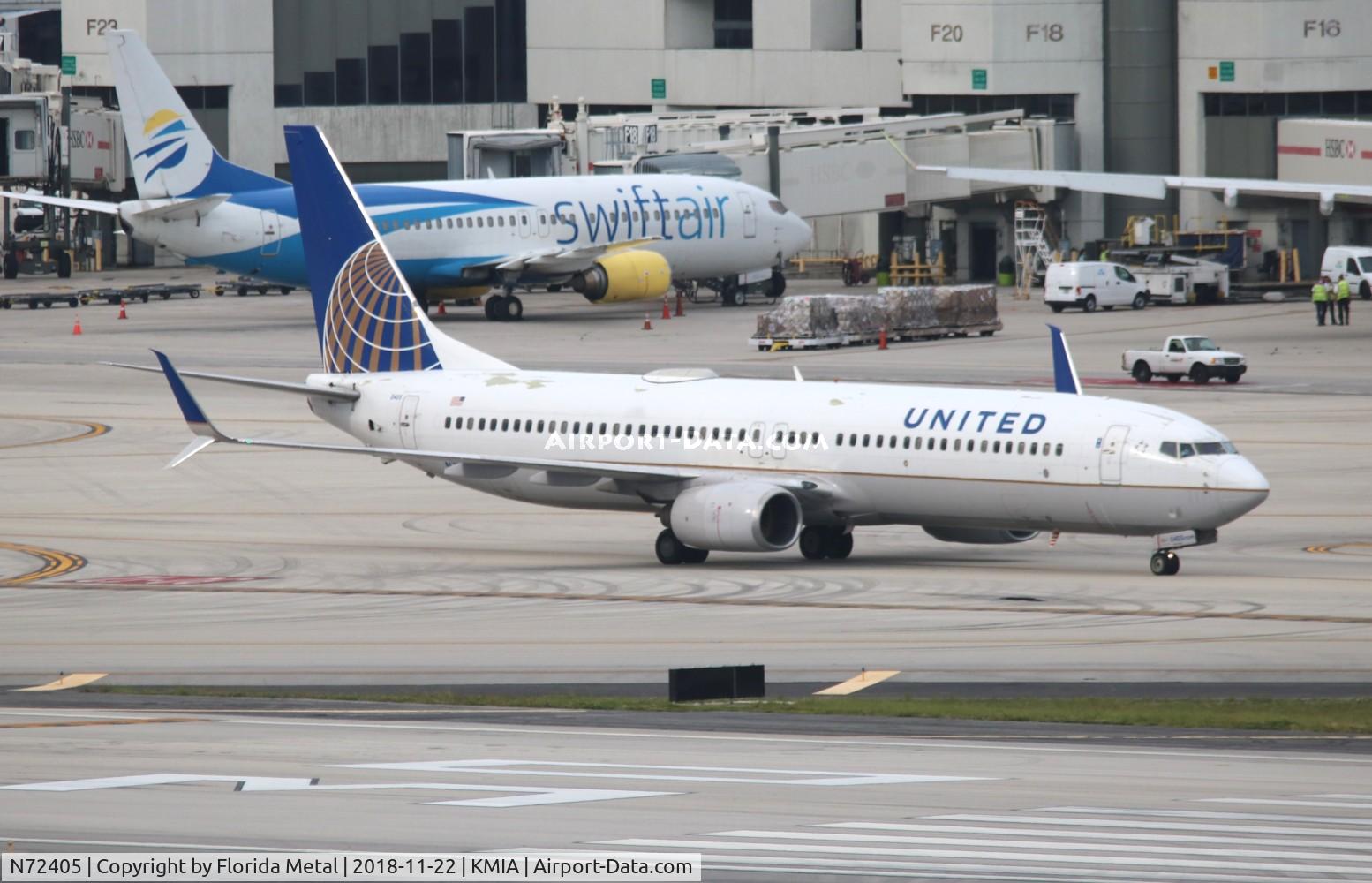 N72405, 2001 Boeing 737-924 C/N 30122, United 737-924