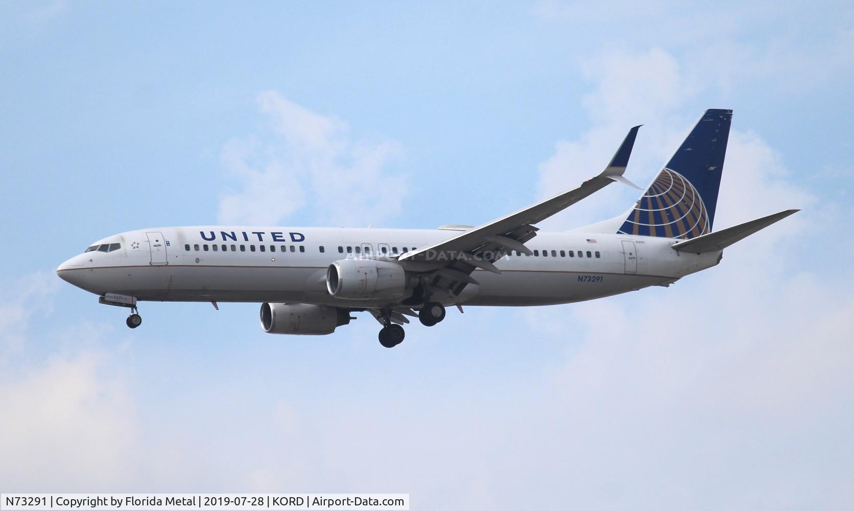 N73291, 2004 Boeing 737-824 C/N 33454, United 737-824