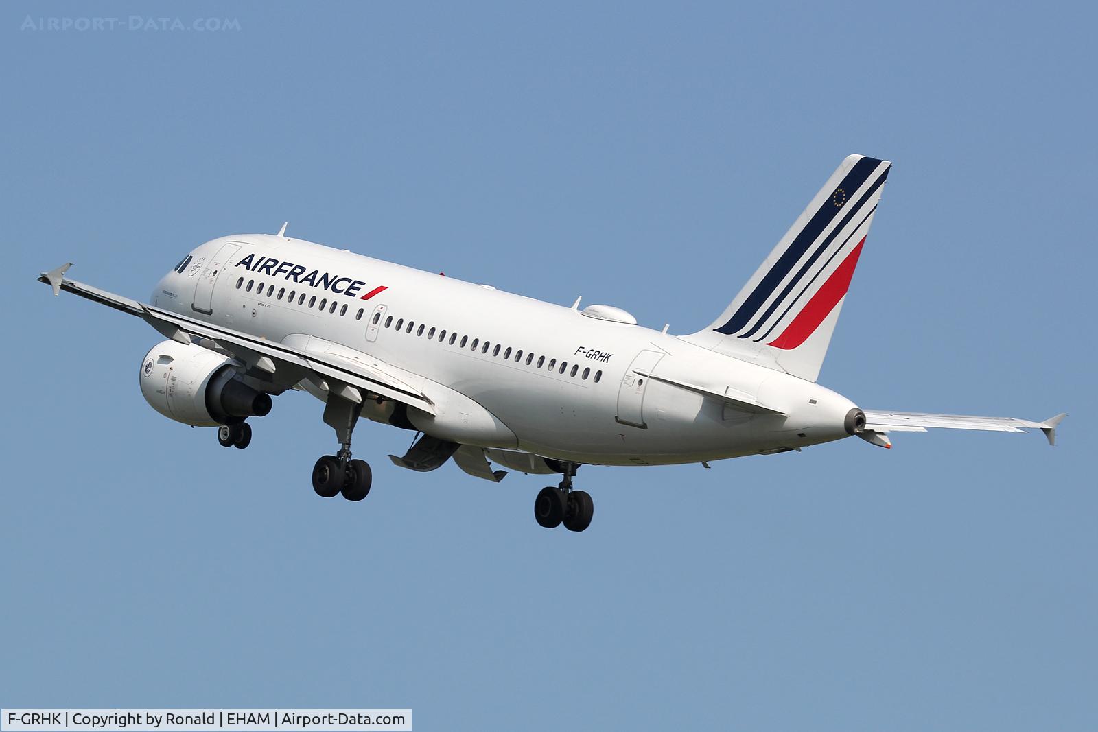 F-GRHK, 2000 Airbus A319-111 C/N 1190, at spl