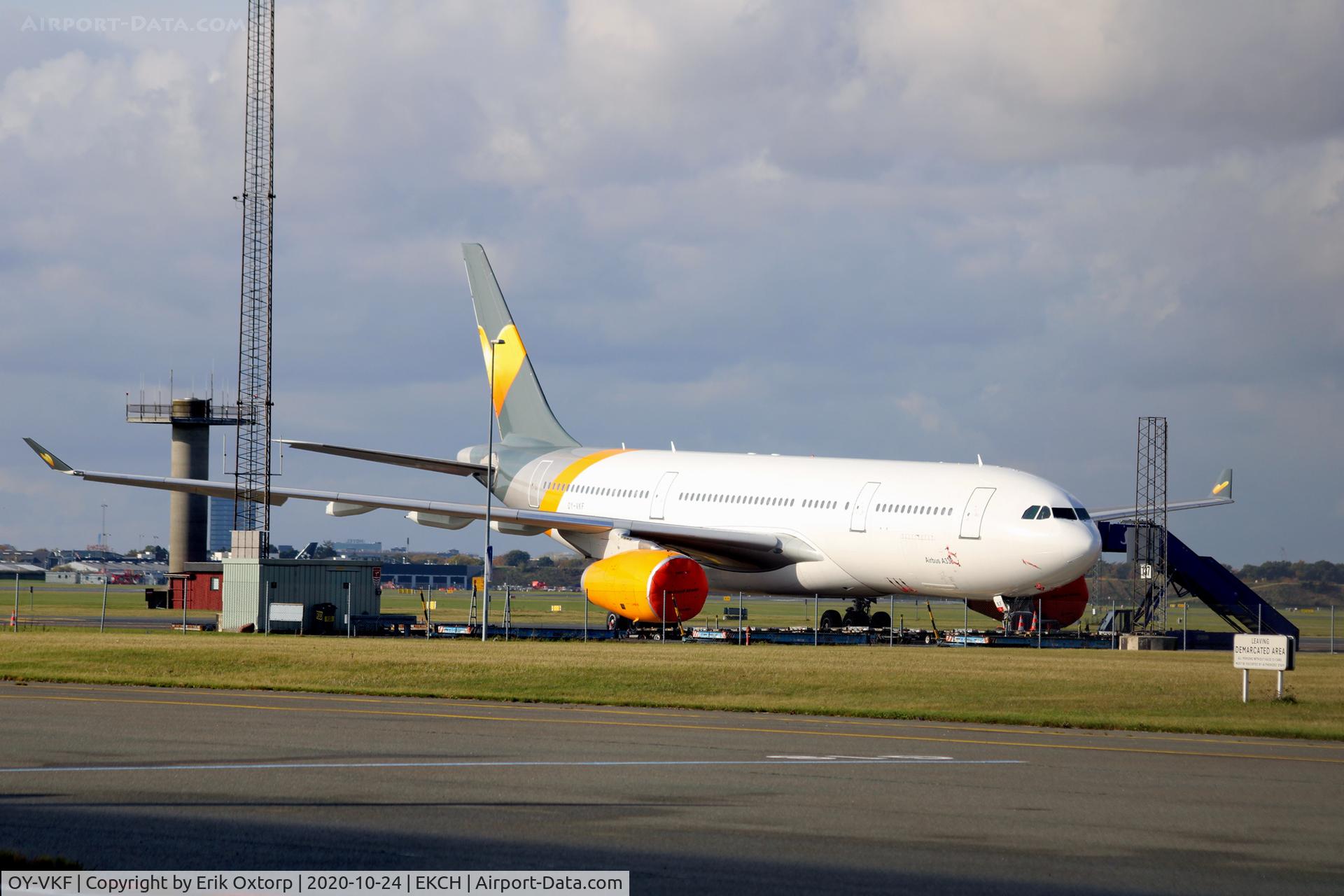 OY-VKF, 1999 Airbus A330-243 C/N 309, OY-VKF, Sunclass Airlines in CPH