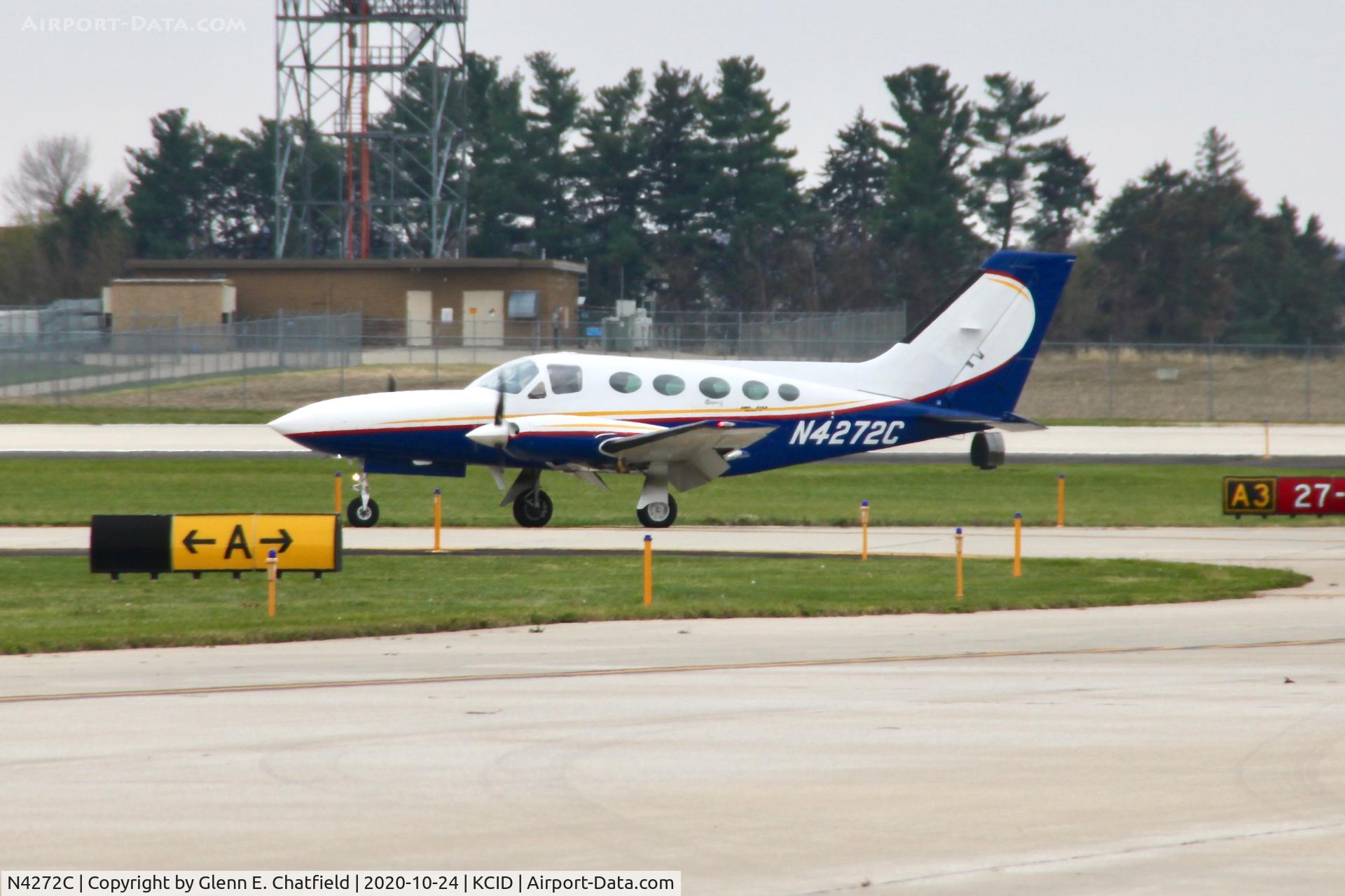 N4272C, 1982 Cessna 414A Chancellor C/N 414A0849, Taxiing to the ramp