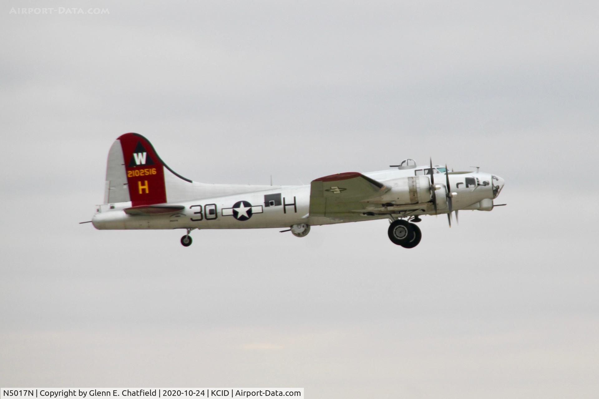 N5017N, 1944 Lockheed/Vega (Boeing) B-17G-105-VE Flying Fortress C/N 8649, Departing