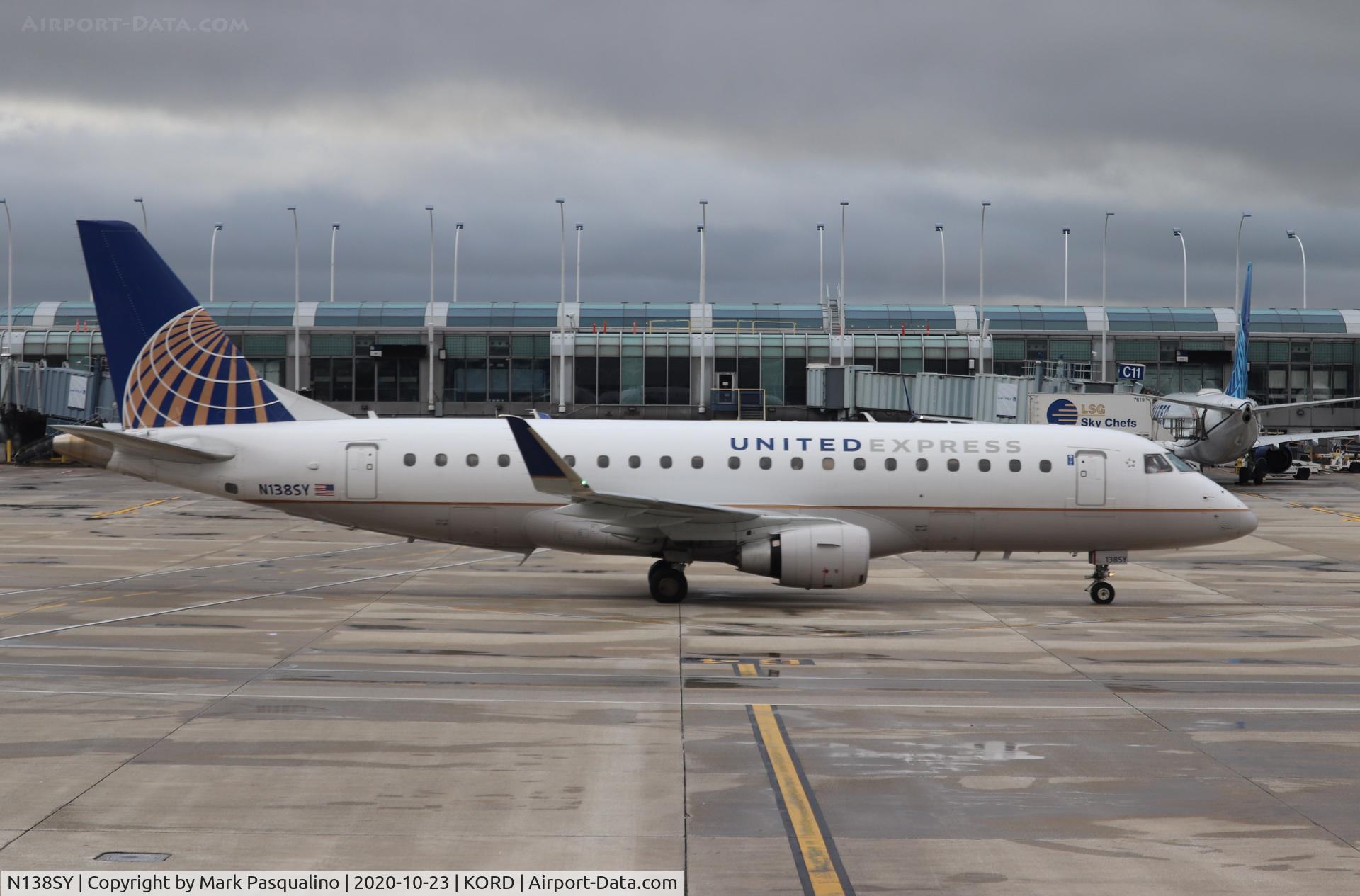 N138SY, 2015 Embraer 175LR (ERJ-170-200LR) C/N 17000446, ERJ-170-200LR