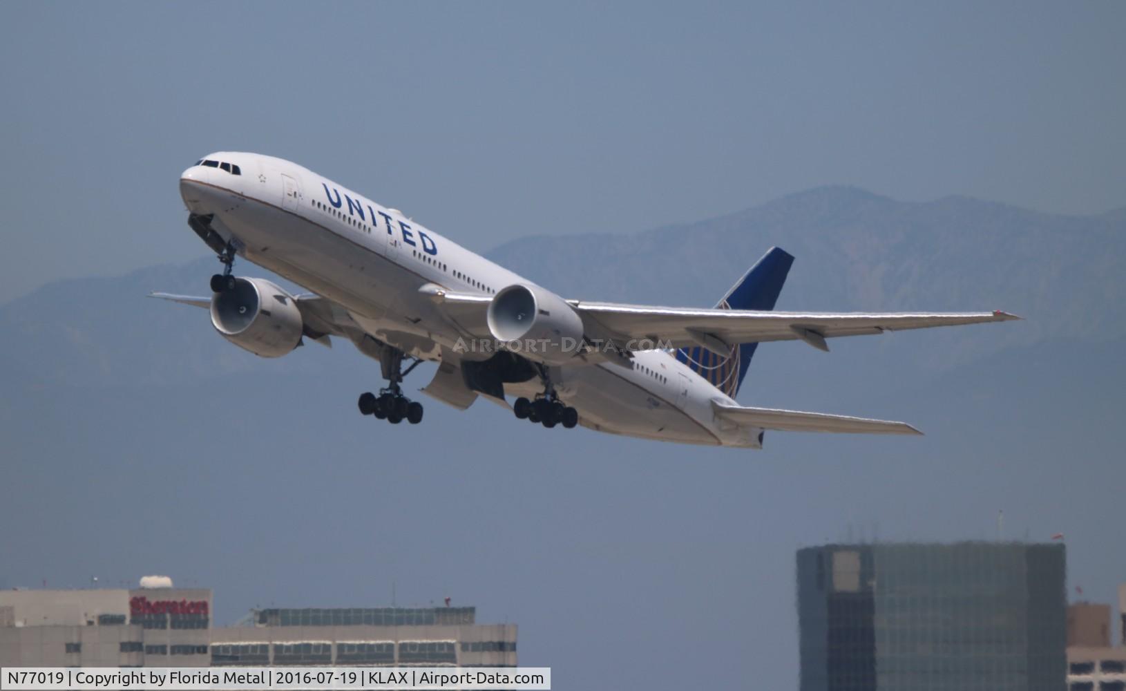N77019, 2007 Boeing 777-224 C/N 35547, United 777-224