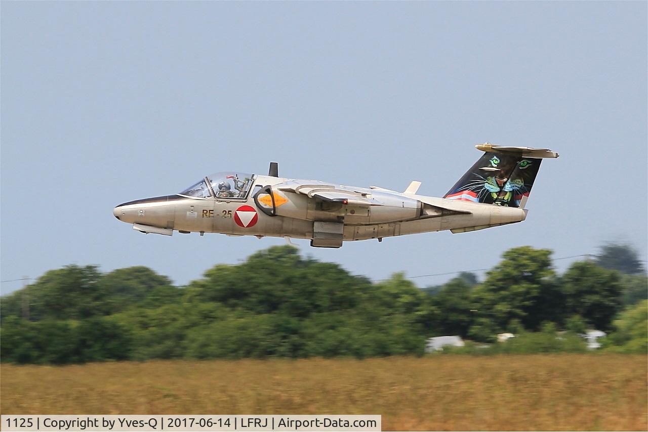 1125, Saab 105OE C/N 105425, Saab 105OE, Take off rwy 08, Landivisiau Naval Air Base (LFRJ) Tiger Meet 2017