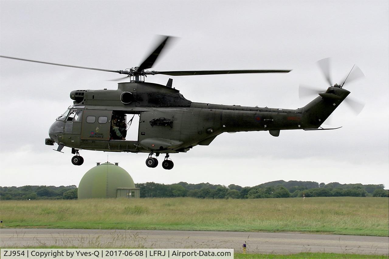 ZJ954, Westland Puma HC.2 C/N 1310, Westland SA-330E Puma HC2, Landing, Landivisiau Naval Air Base (LFRJ) Tiger Meet 2017