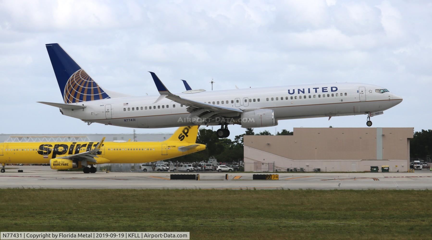 N77431, 2009 Boeing 737-924/ER C/N 32833, United 737-924