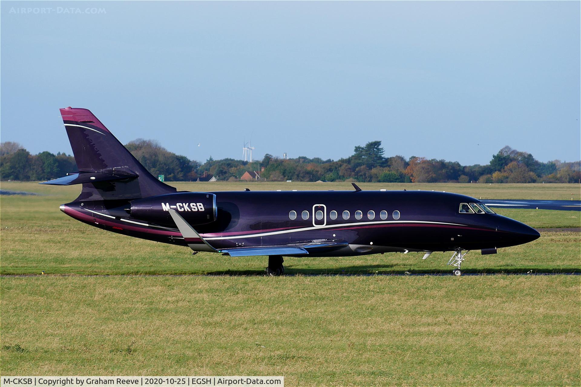 M-CKSB, 1995 Dassault Falcon 2000 C/N 6, Departing from Norwich.