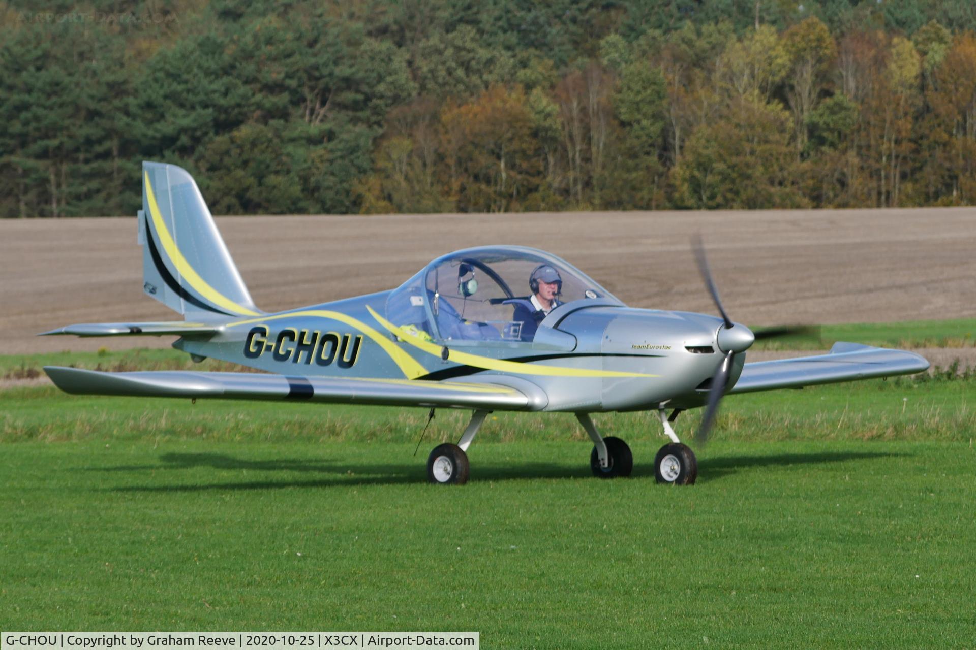 G-CHOU, 2012 Cosmik EV-97 TeamEurostar UK C/N 4102, Just landed at Northrepps.