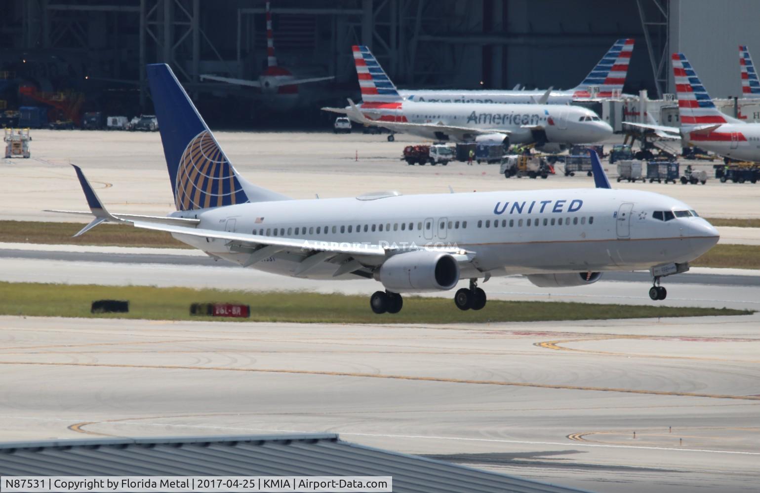N87531, 2011 Boeing 737-824 C/N 39999, United 737-824