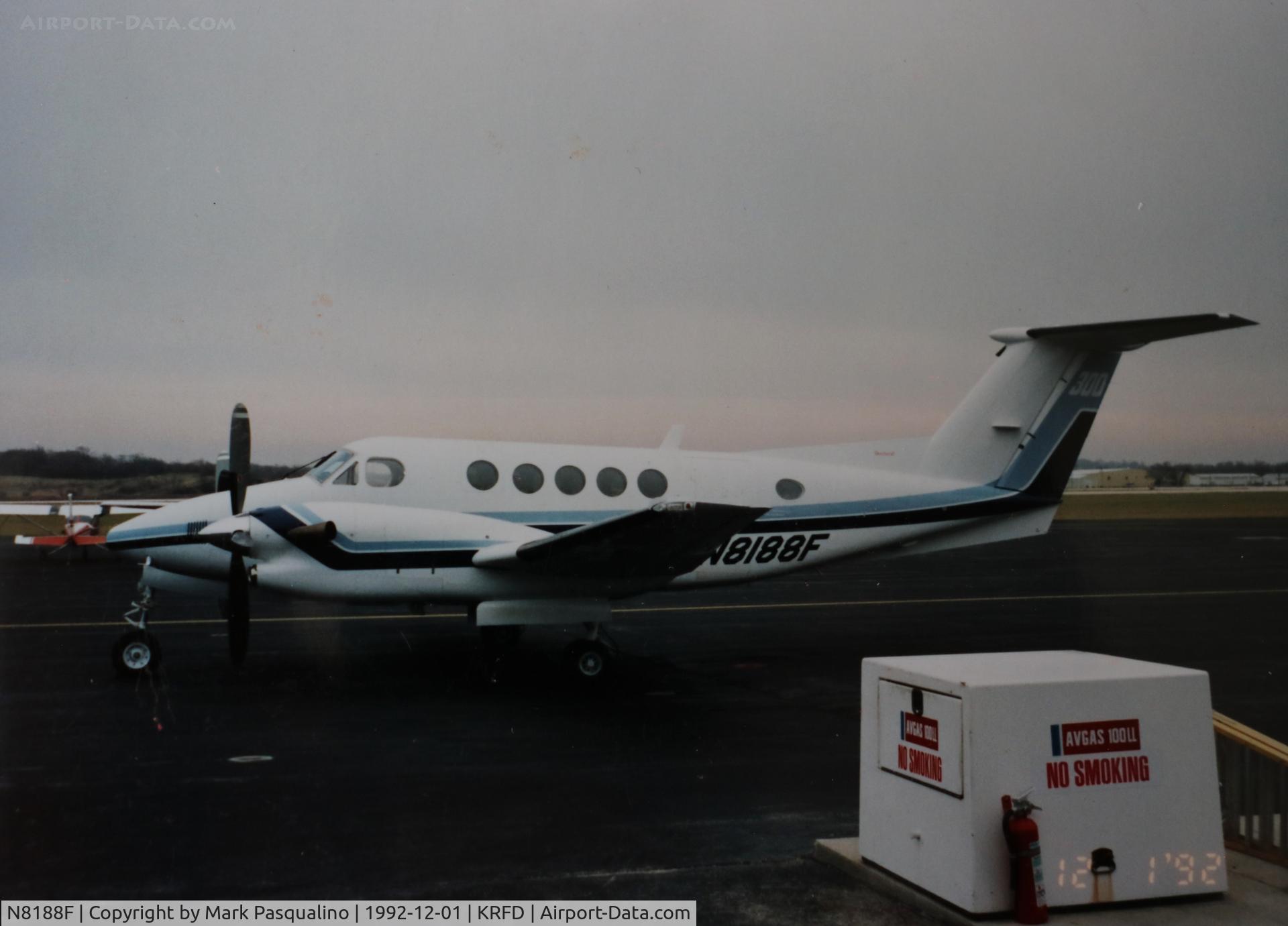 N8188F, 1991 Beech 300 Super King Air C/N FA-218, Beech 300