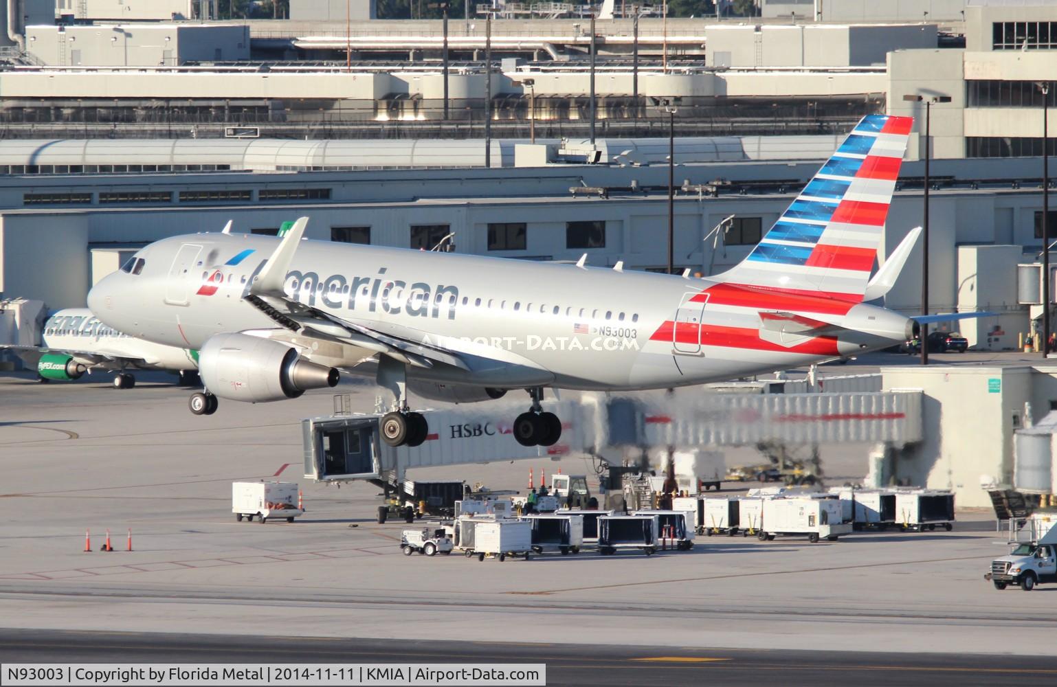 N93003, 2013 Airbus A319-115 C/N 5704, American A319-115