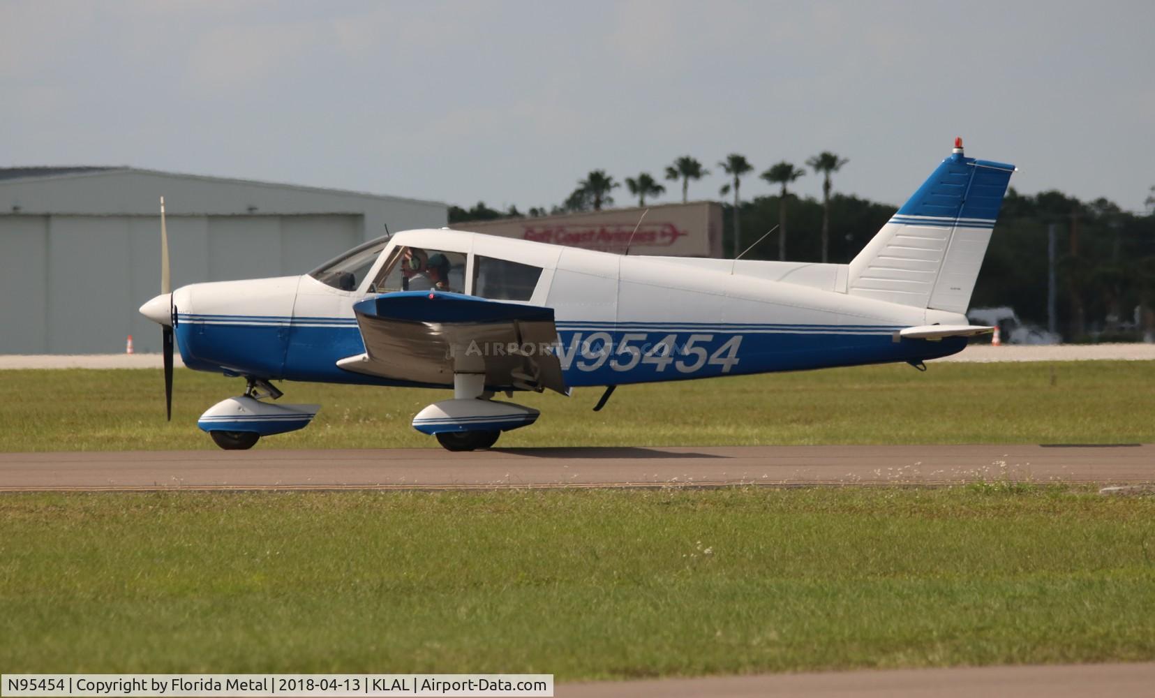 N95454, 1969 Piper PA-28-140 C/N 28-25968, PA-28-140